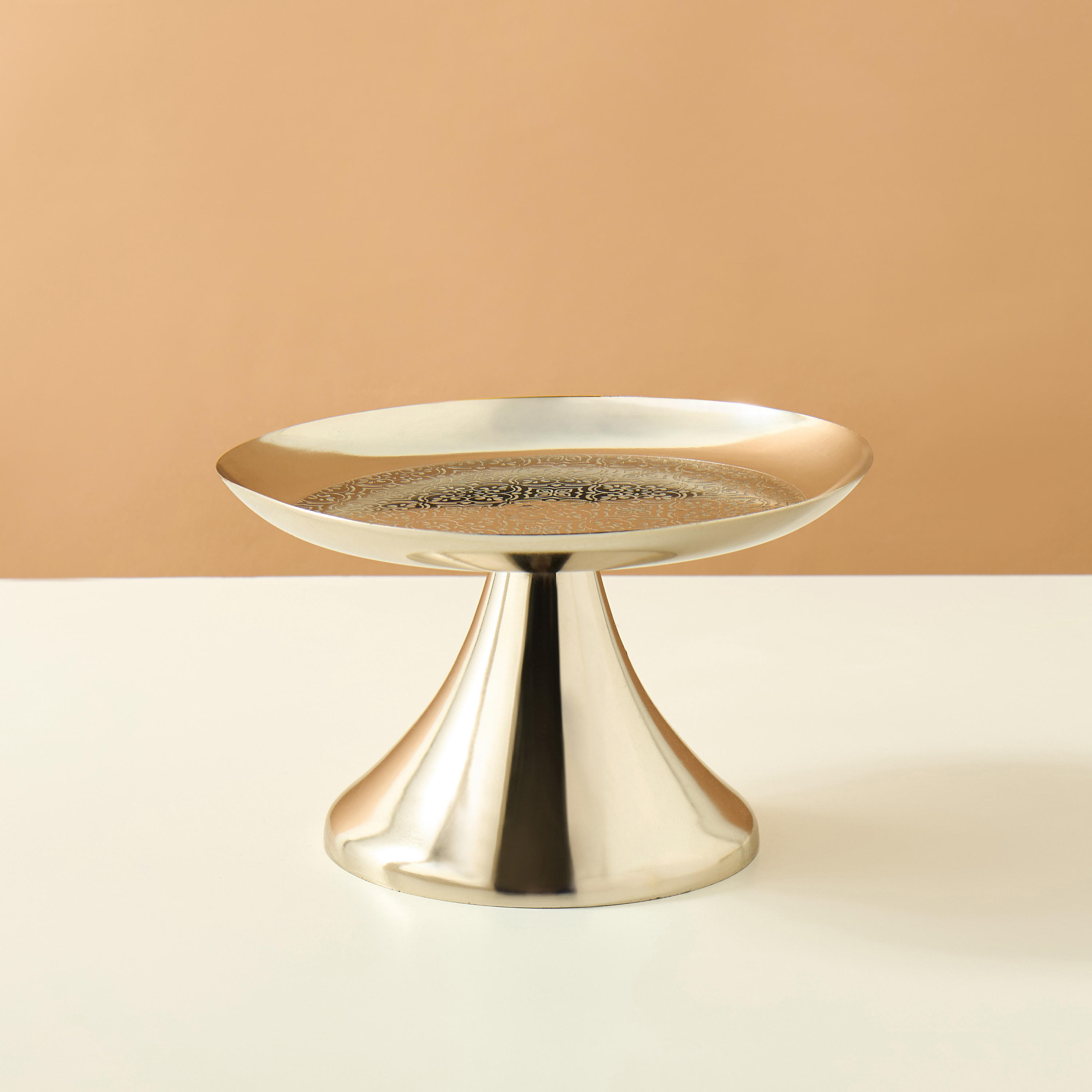Embossed Iron Cake Stand - 20x14x12 cms-household-dining-serveware-cakestands-image-2
