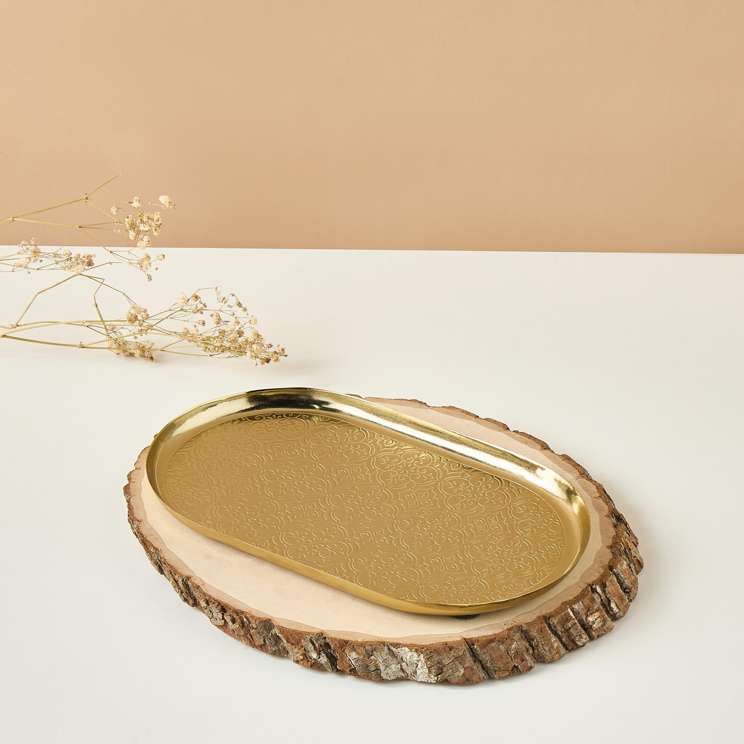 Elevated Textured Oval Tray - 25x16 cms-household-dining-serveware-servingtrays-image-1