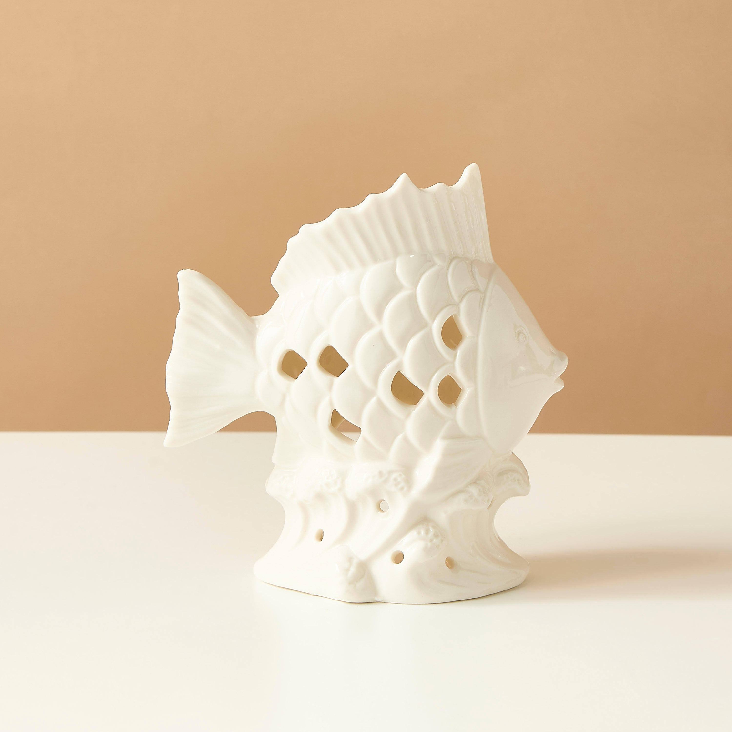 Fish Textured Ceramic Oil Burner - 13x7x14 cms-household-homefragrance-burners-image-3