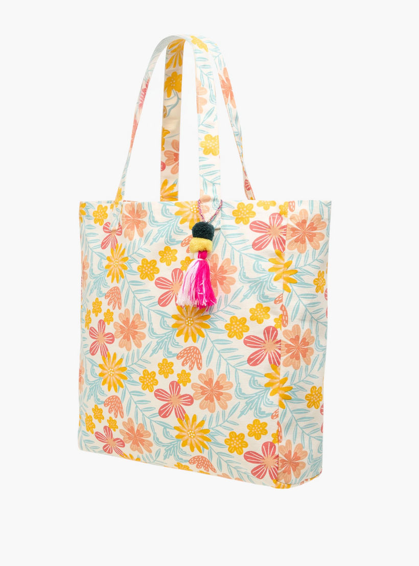 شنطة تسوق بمقابض مزدوجة وتفاصيل شُرّابات بطبعات-women-bagsandwallets-handbags-image-4