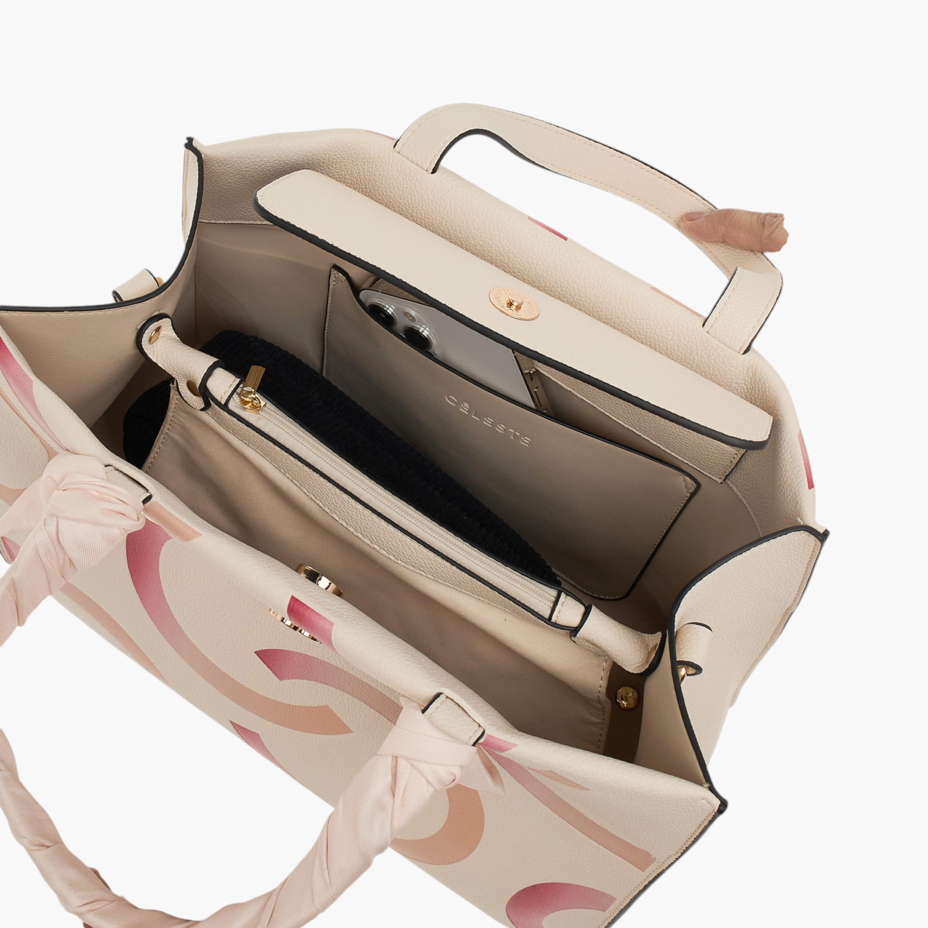 شنطة توتي بحزام قابل للفصل وزر إغلاق كبّاس بتفاصيل مونوجرام من سيليست-women-bagsandwallets-handbags-image-7