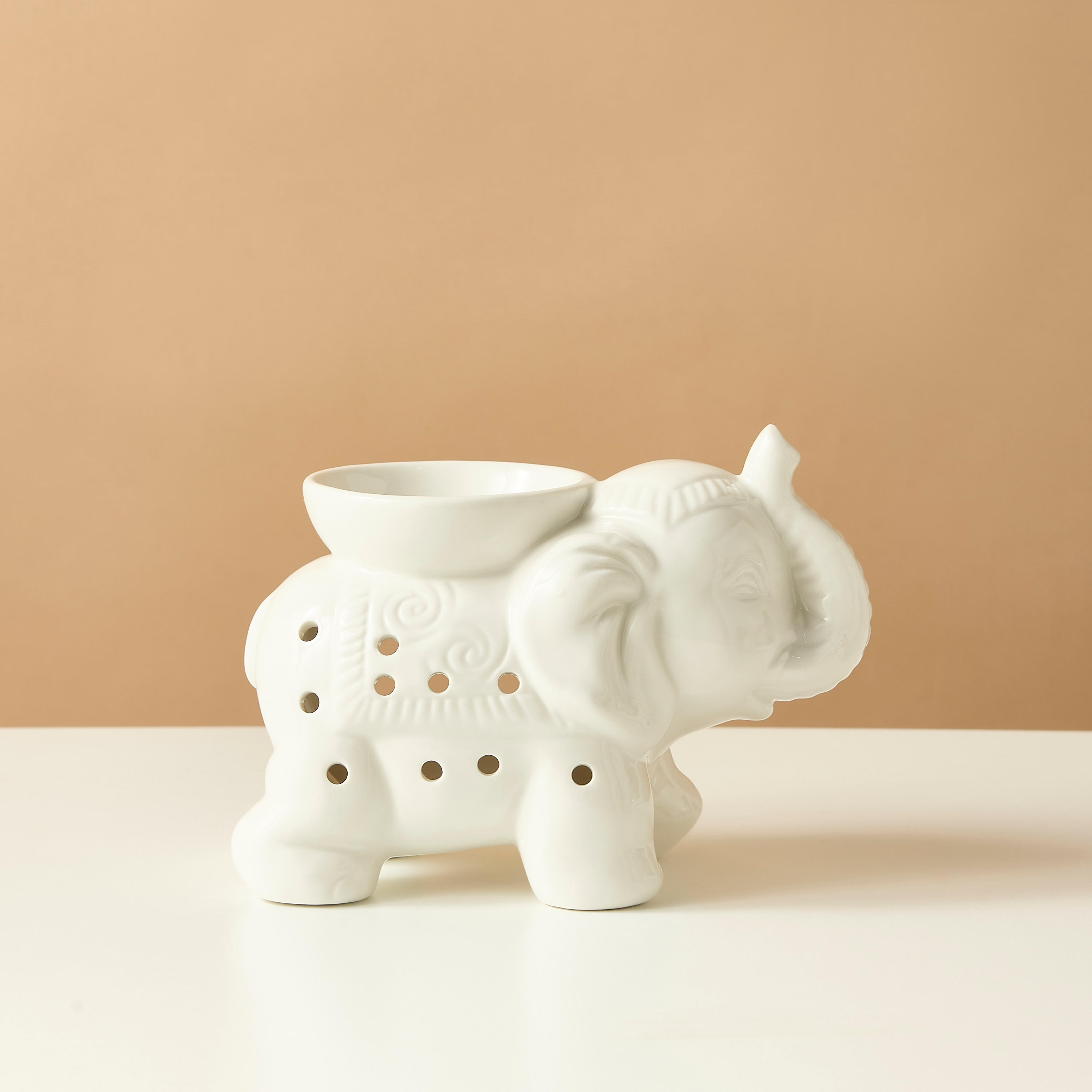 Elephant Textured Ceramic Oil Burner - 17x9x13 cms-household-homefragrance-burners-image-3