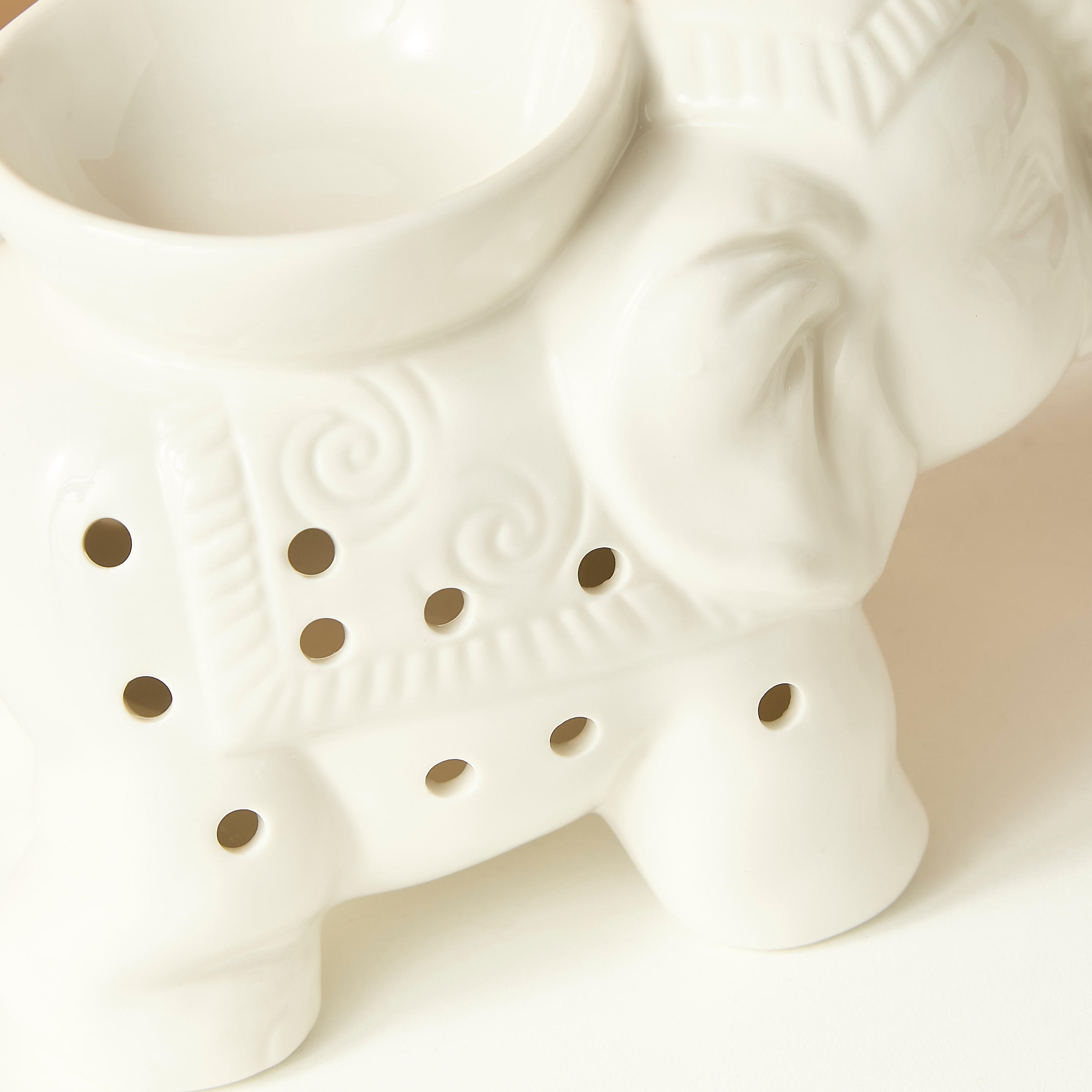 Elephant Textured Ceramic Oil Burner - 17x9x13 cms-household-homefragrance-burners-image-5