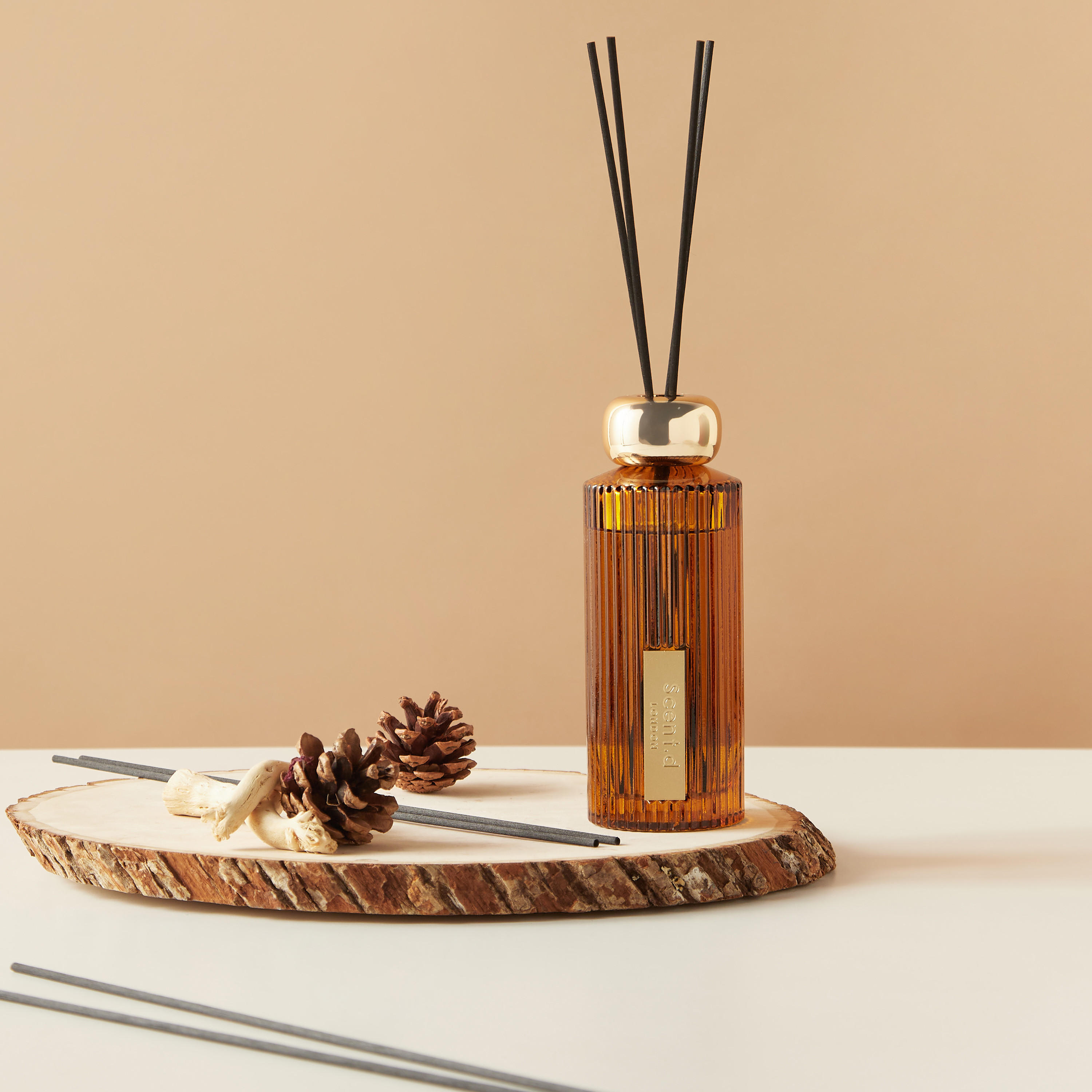 Jasmine Desire Reed Diffuser - 180 ml-household-homefragrance-reeddiffusers-image-1