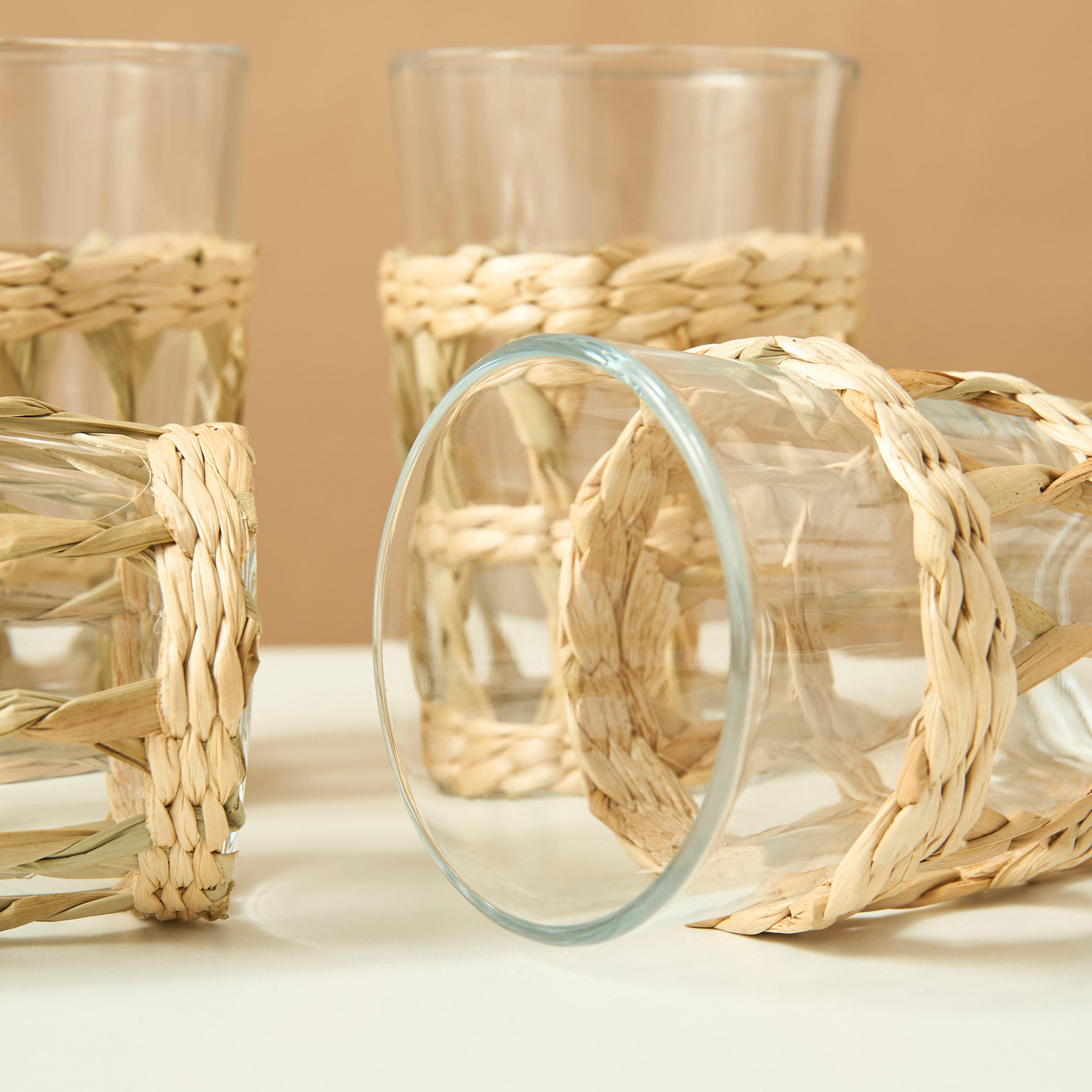 طقم أكواب زجاجية من 4 قطع مزيّنة بقشّة-household-dining-glassware-drinkingglasses-image-5