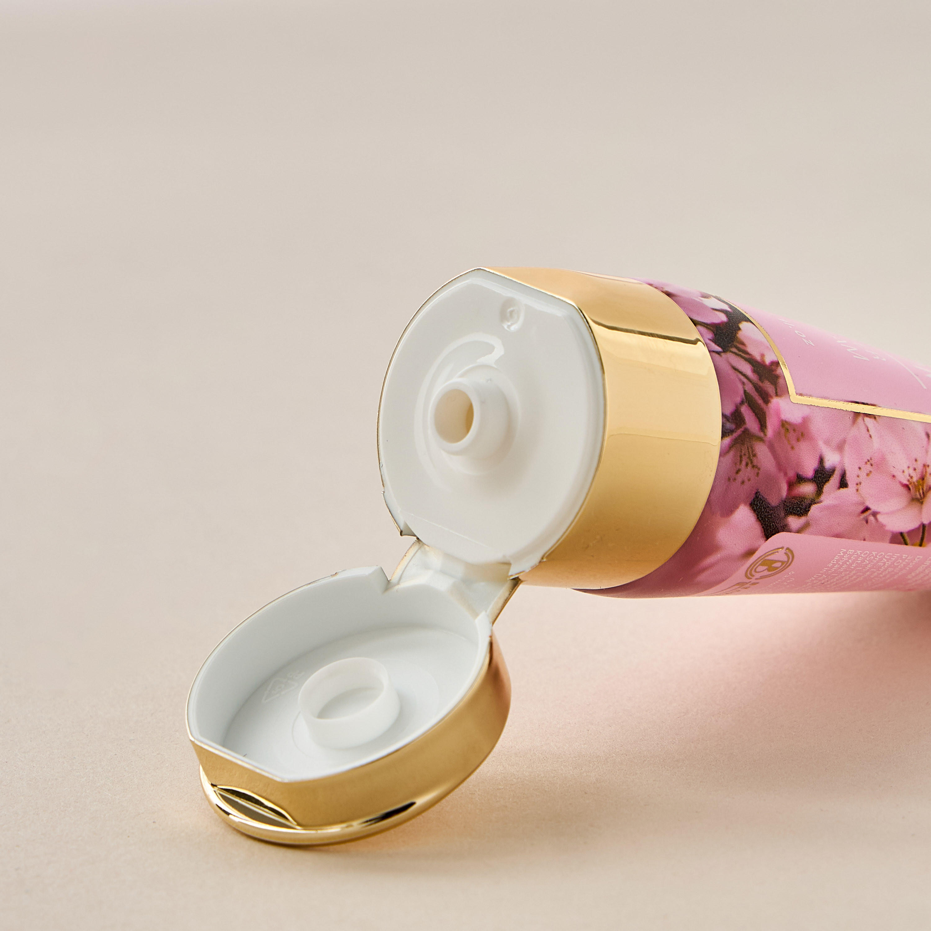 Beautysta Inspired By Cherry Blossom Hand Cream - 30 ml-beautyandpersonalcare-babycare-lotionsandcreams-image-3