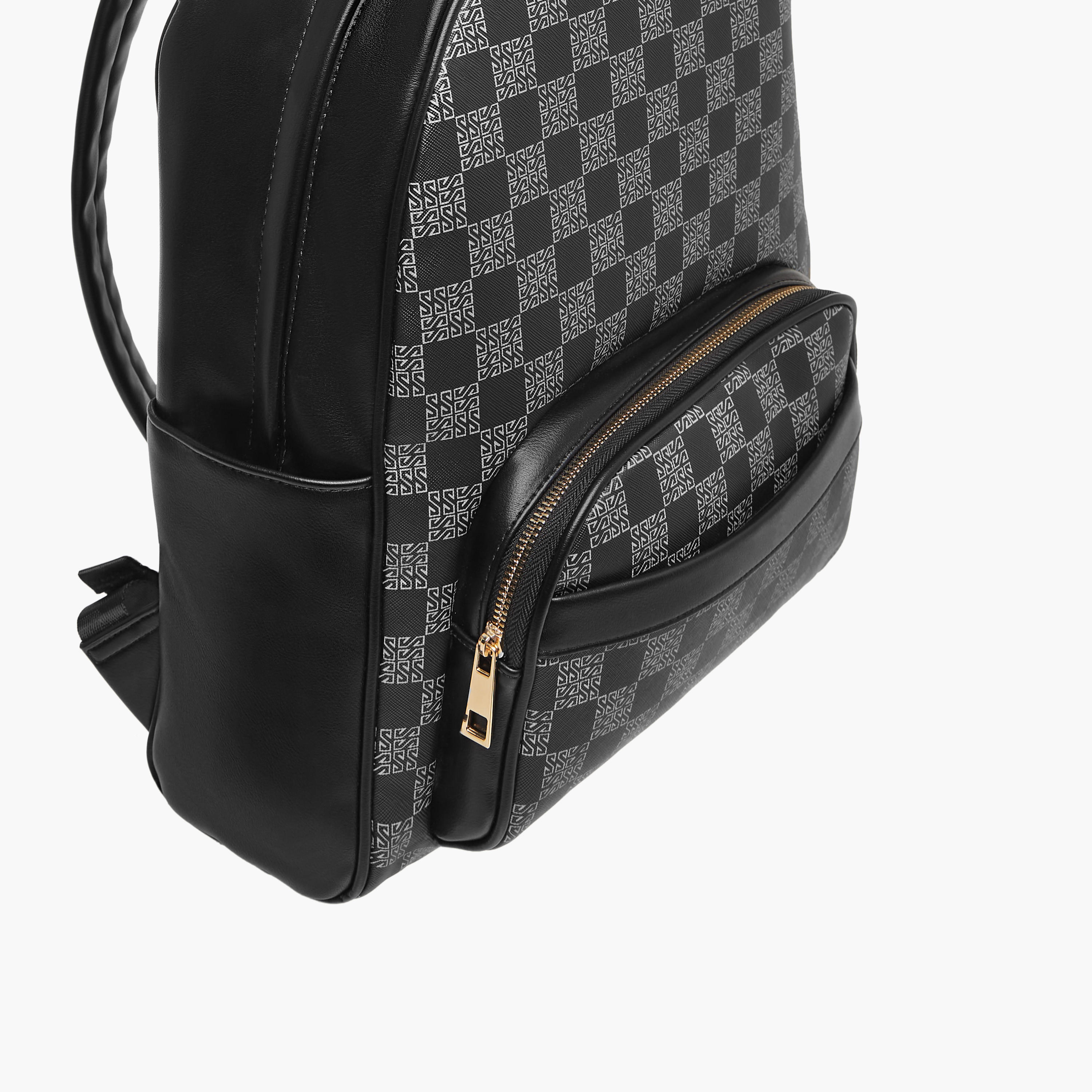 شنطة ظهر كاروهات بسحاب إغلاق وحزام قابل للتعديل تيا من ساشا-women-bagsandwallets-backpacks-image-5