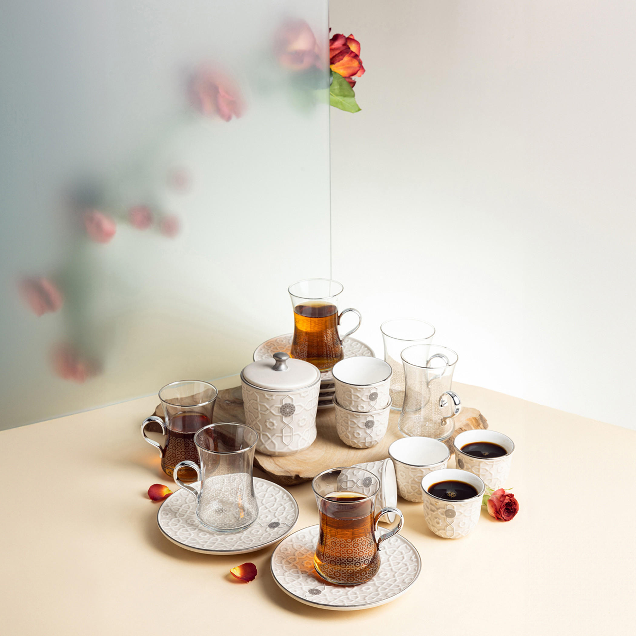 Otantik Rosette 19-Piece Porcelain Cup and Saucer Set with Sugar Pot-household-dining-teaandcoffee-teaandcoffeesets-image-1
