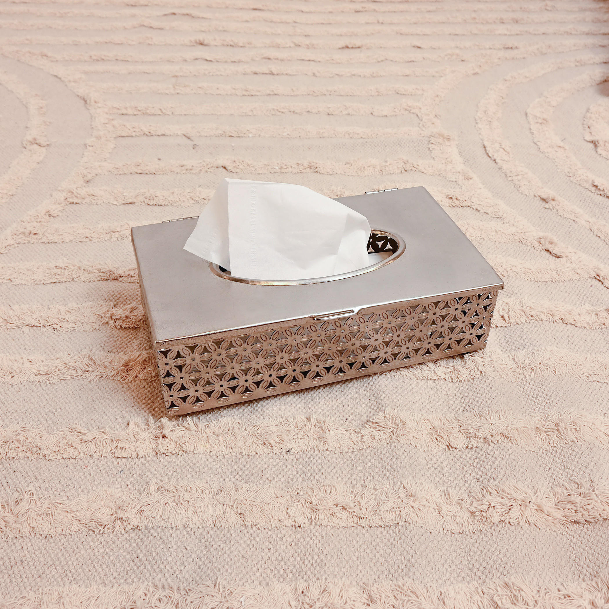 Home Carving Floral Cutwork Detail Tissue Box Holder-household-bathandlaundry-bathaccessories-accessories-image-2