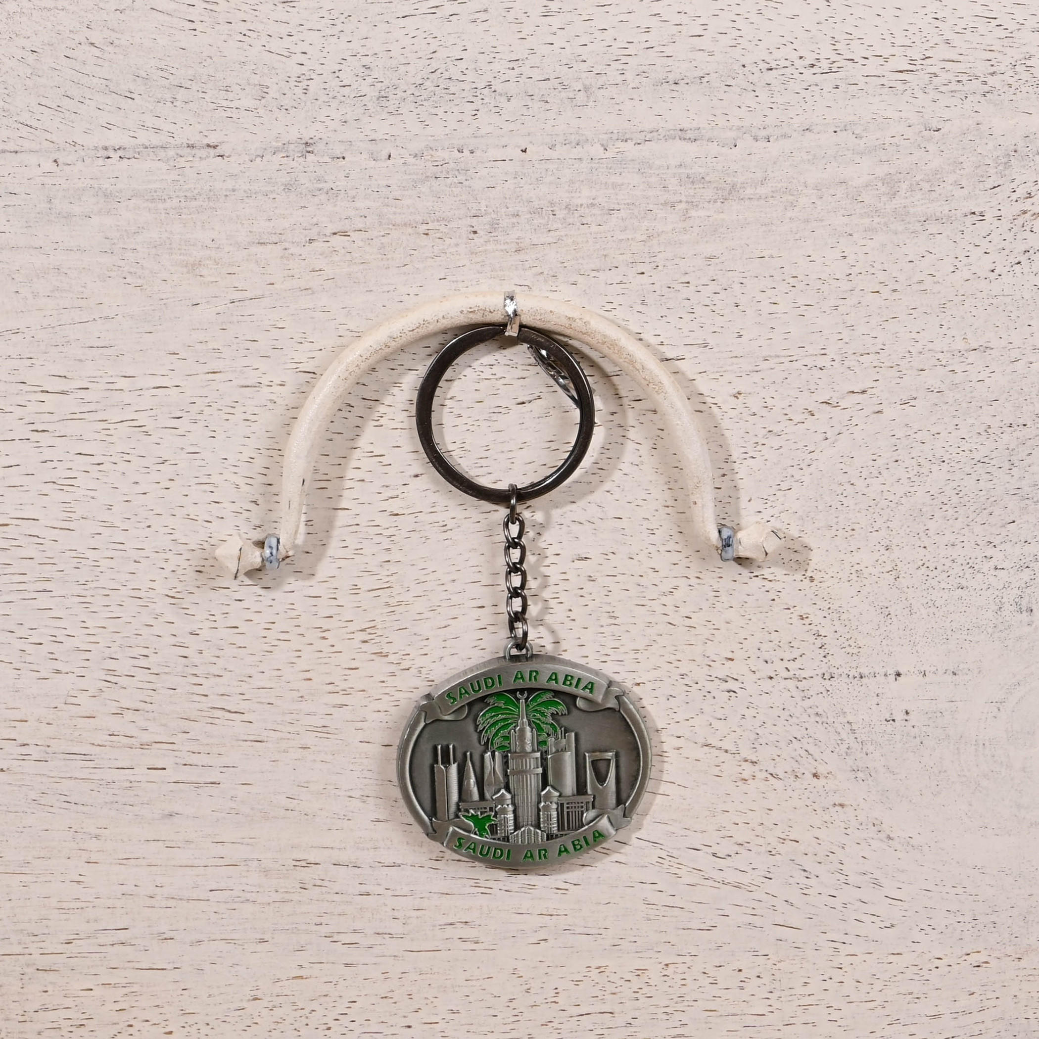 Home Carving Saudi Arabia Embossed Keychain-household-decor-decorativeobjectsandsculptures-image-4