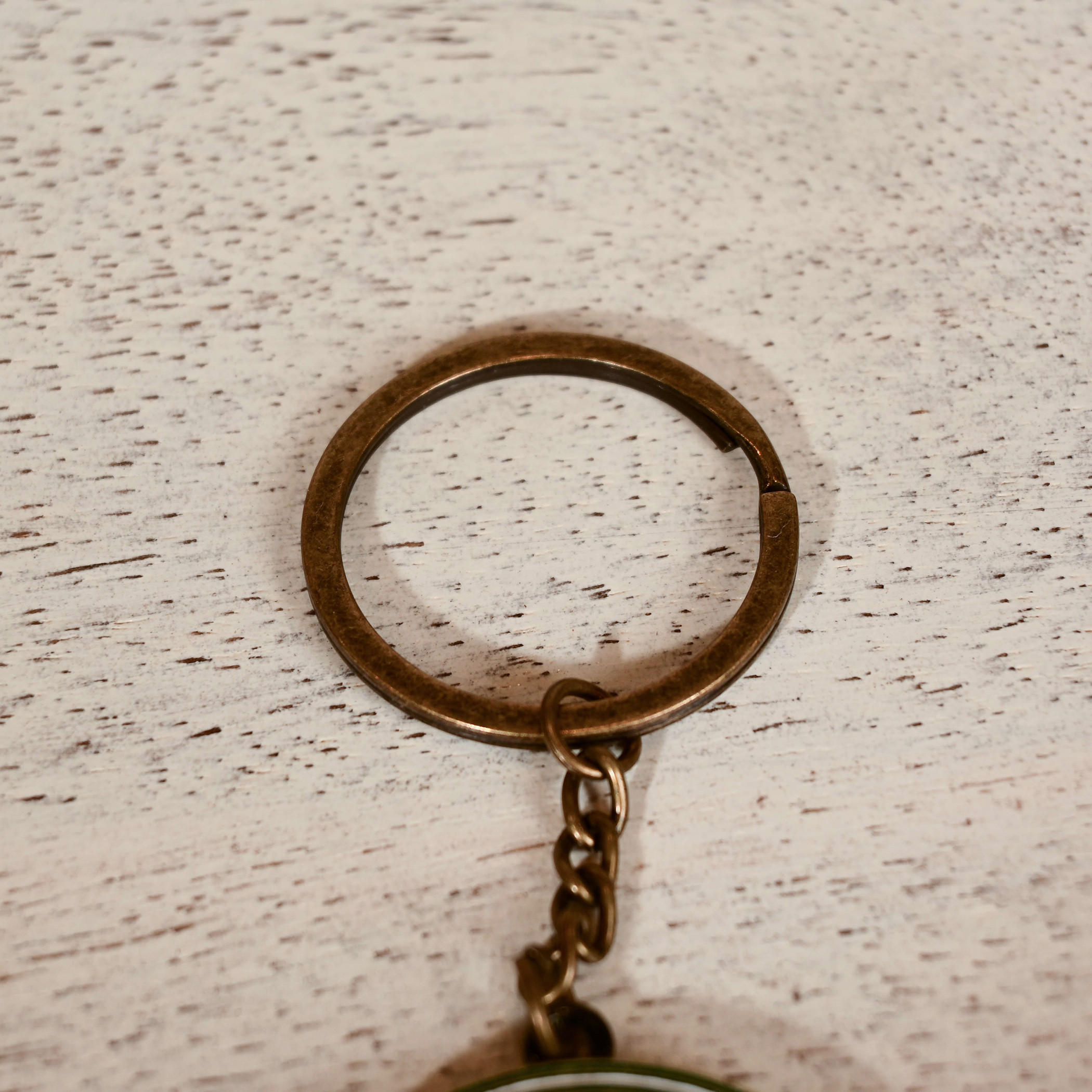 Home Carving Saudi Arabia Embossed Keychain-household-decor-decorativeobjectsandsculptures-image-3