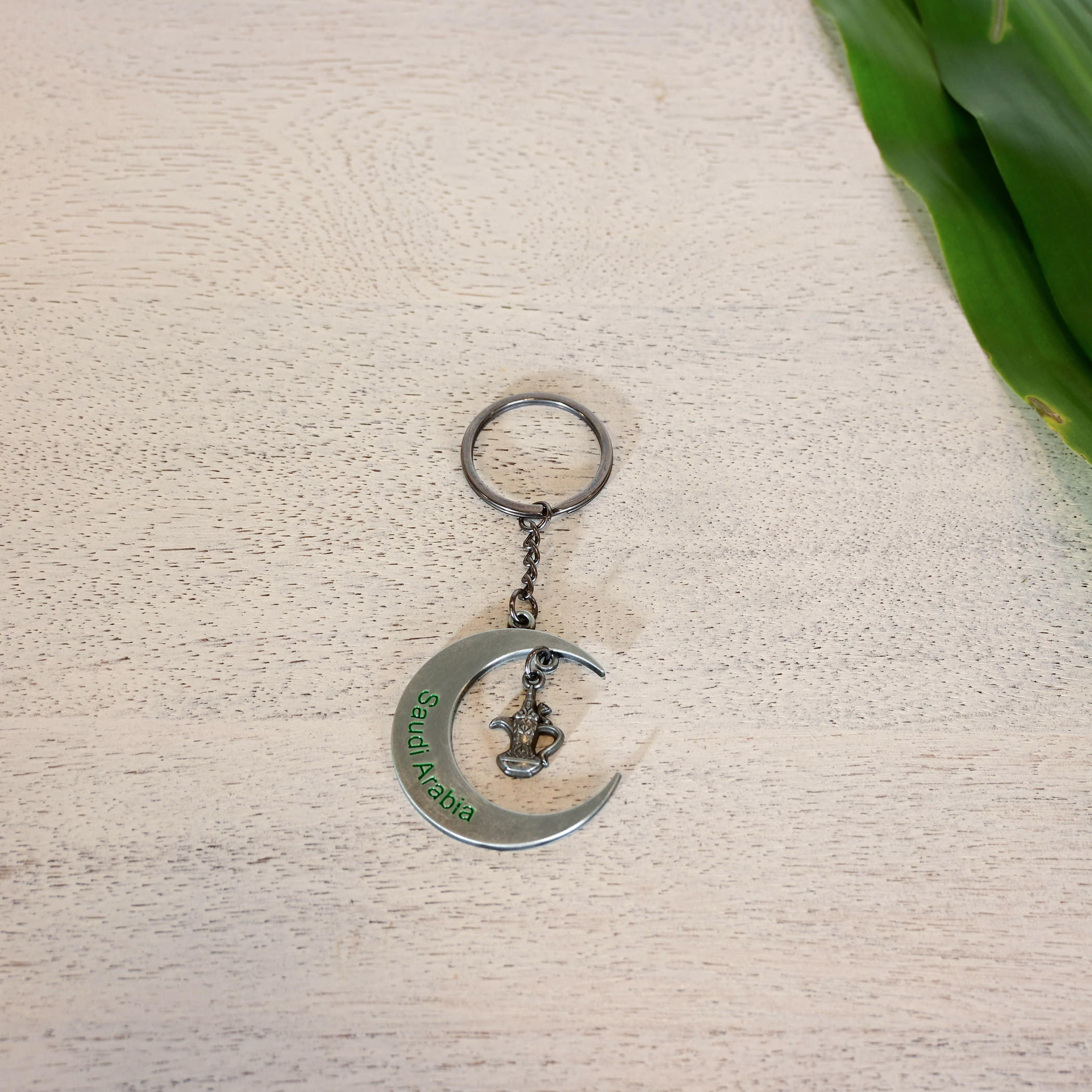 Home Carving Saudi Arabia Embossed Keyring with Dallah Charm-household-decor-decorativeobjectsandsculptures-image-1