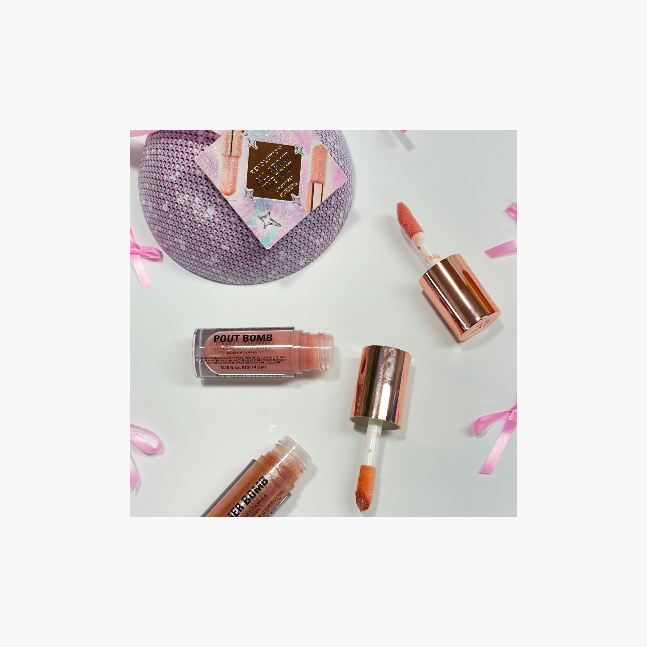 مجموعة هدايا ملمع شفاه أول أبوت ذا بوت ليب من ميك أب ريفولوشن-beautyandpersonalcare-giftsets-image-4