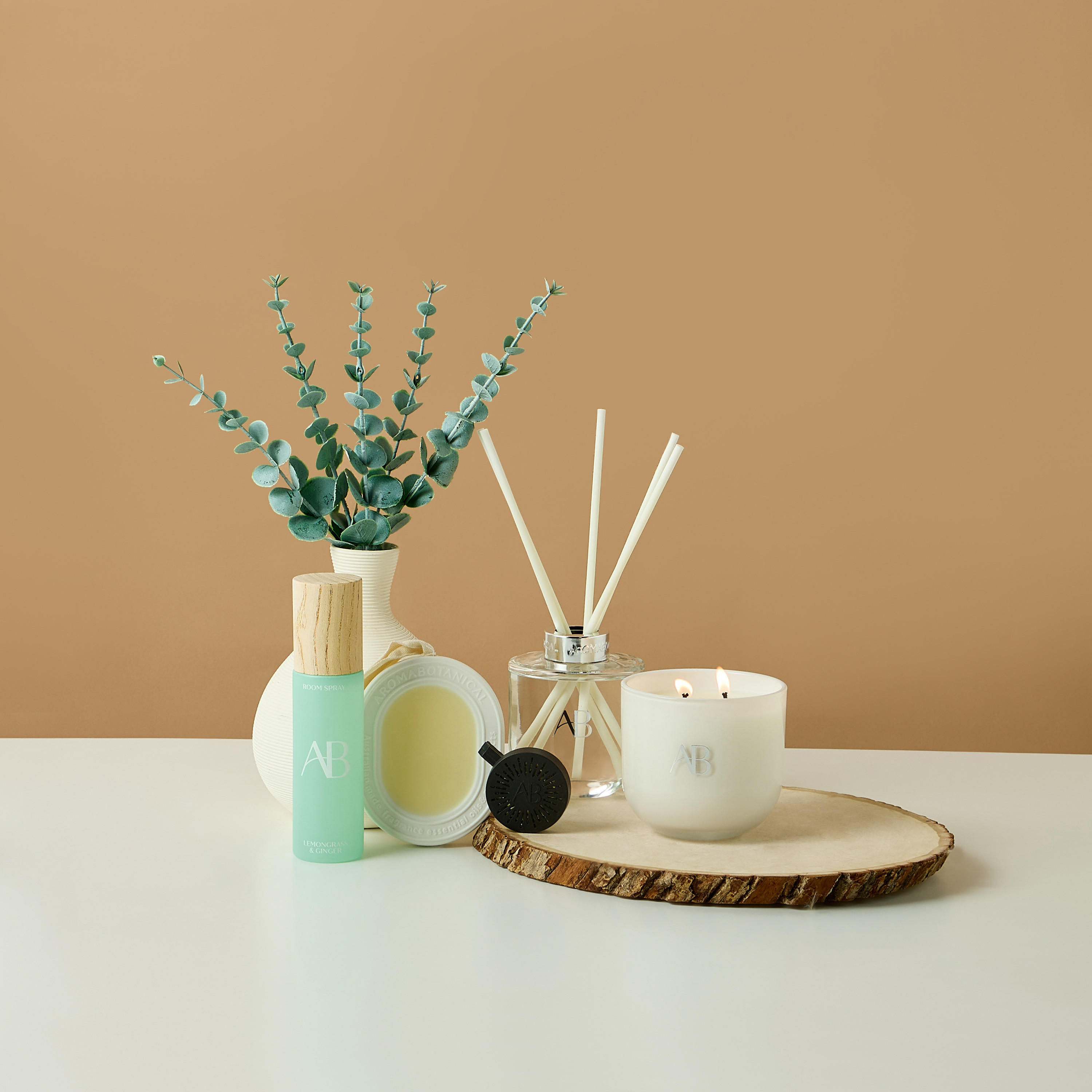 معطر سيارة برائحة زهر العسل الياباني من أرومابوتانيكال-household-homefragrance-carfragrance-image-4