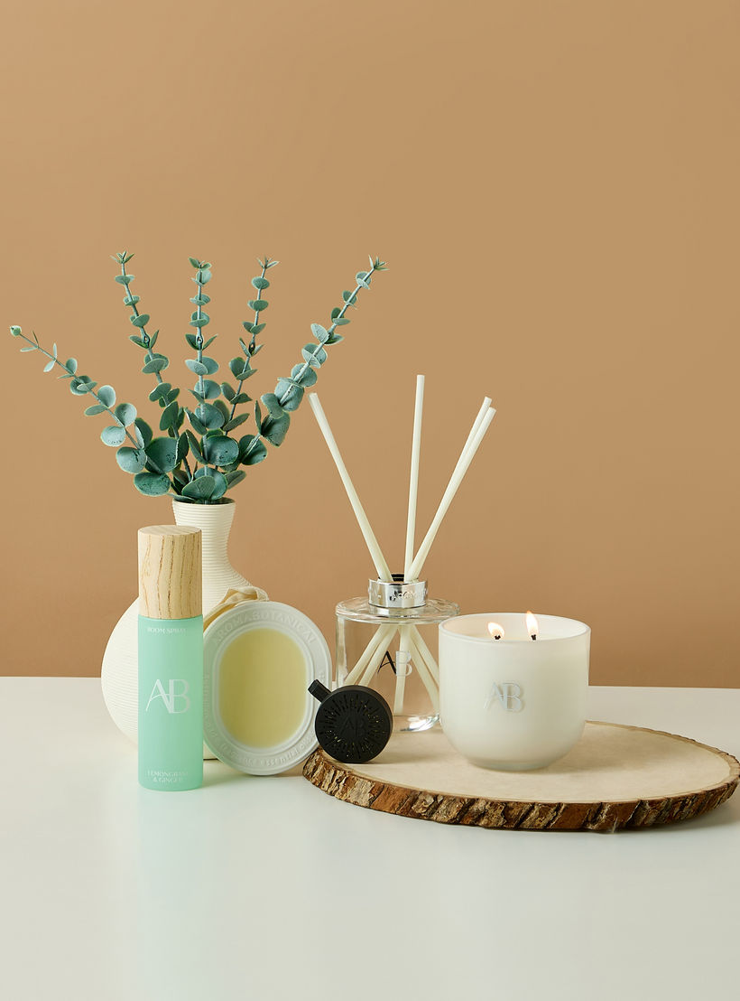 معطر سيارة برائحة زهر العسل الياباني من أرومابوتانيكال-household-homefragrance-carfragrance-image-4