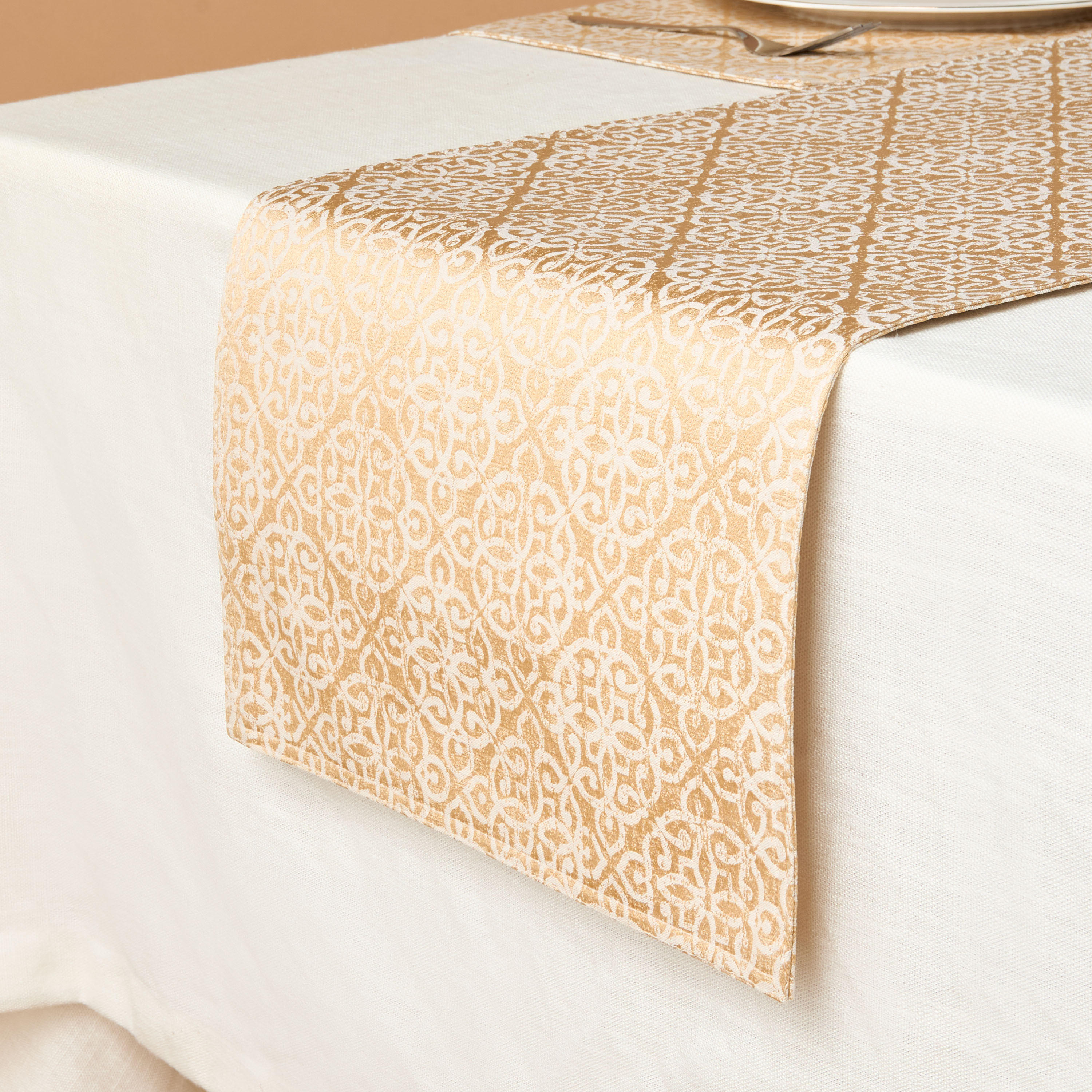 Damask Jacquard Runner - 33x180 cms-household-dining-tablelinen-runnersandtablecovers-image-2