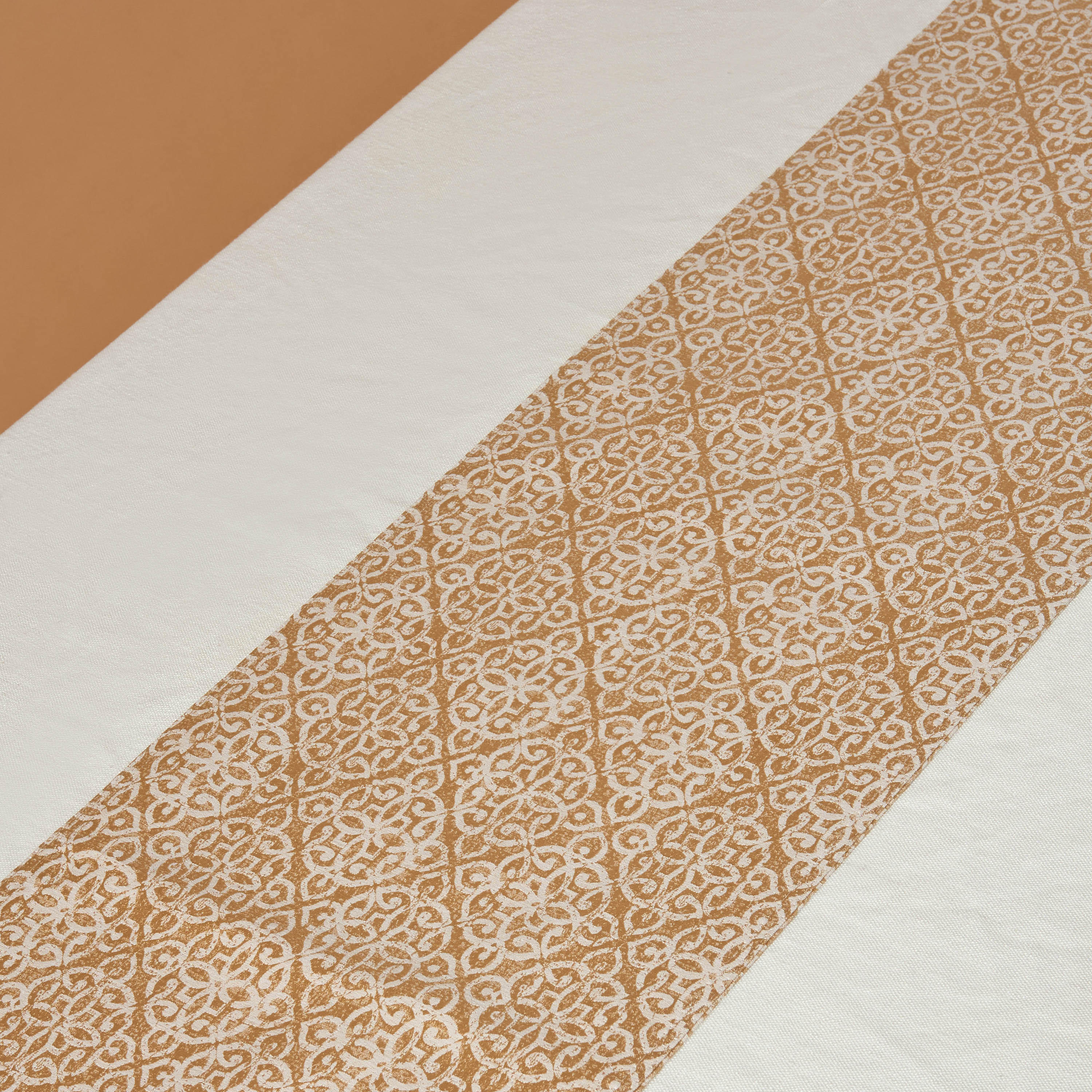 Damask Jacquard Runner - 33x180 cms-household-dining-tablelinen-runnersandtablecovers-image-3