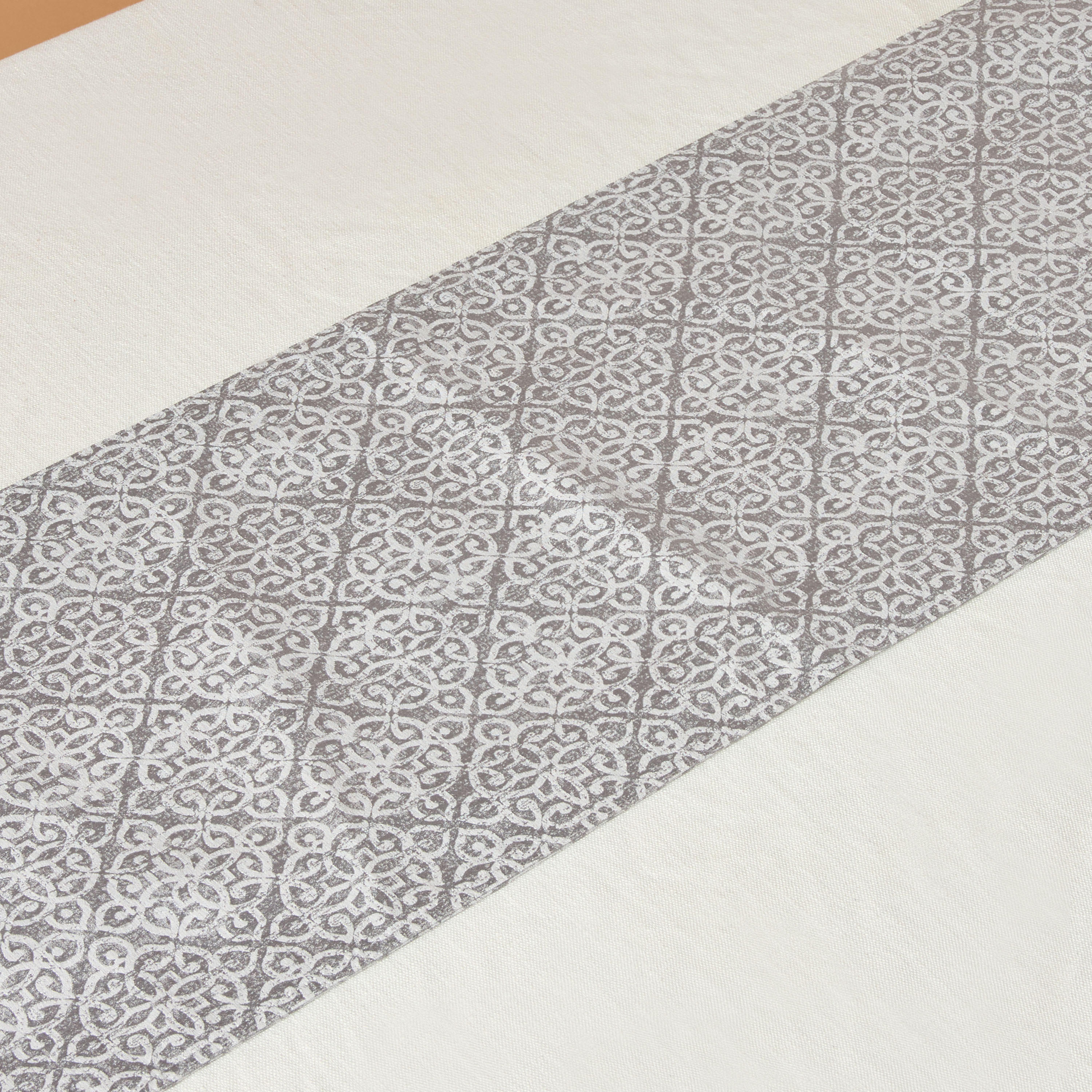 Damask Jacquard Runner - 33x260 cms-household-dining-tablelinen-runnersandtablecovers-image-5