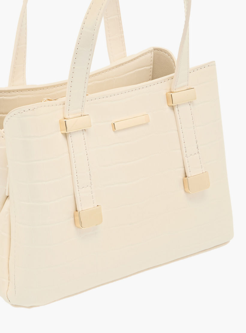 شنطة بملمس جلد حيوانات وسحاب إغلاق ومقابض من ساشا-women-bagsandwallets-handbags-image-5