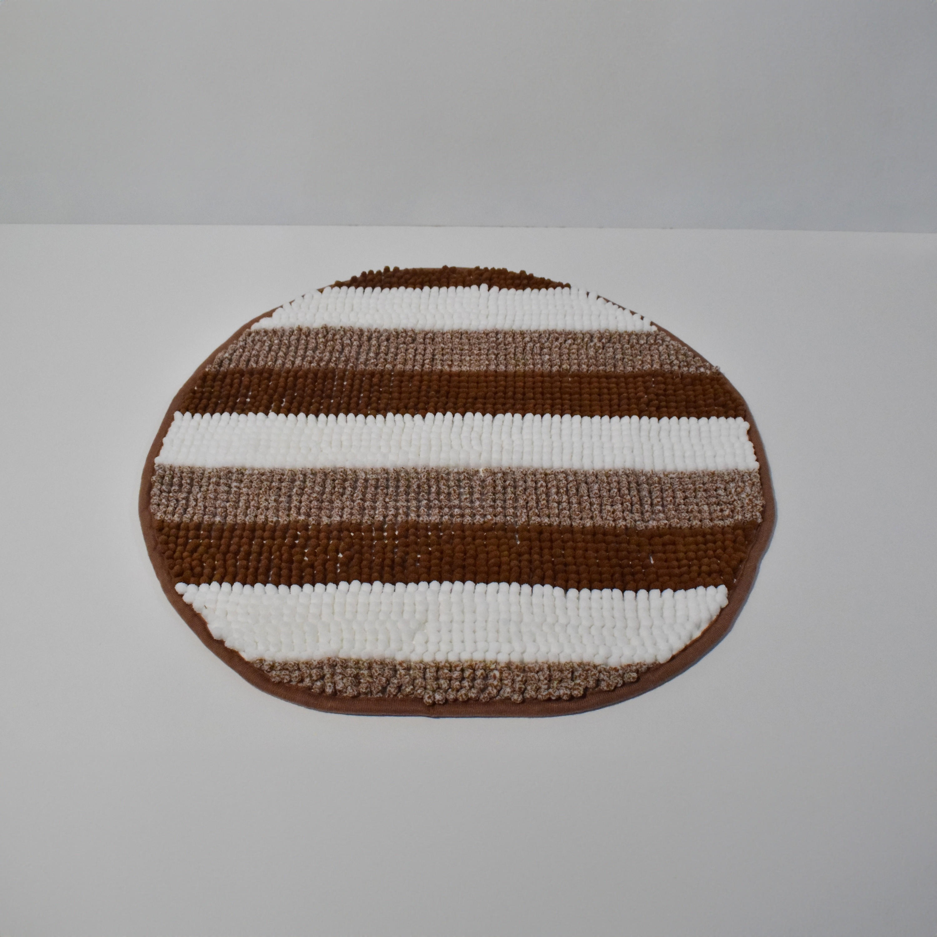 سجادة حمام مستديرة بارزة الملمس من كارلين - 50 سم-household-rugsandcarpets-doormats-image-1