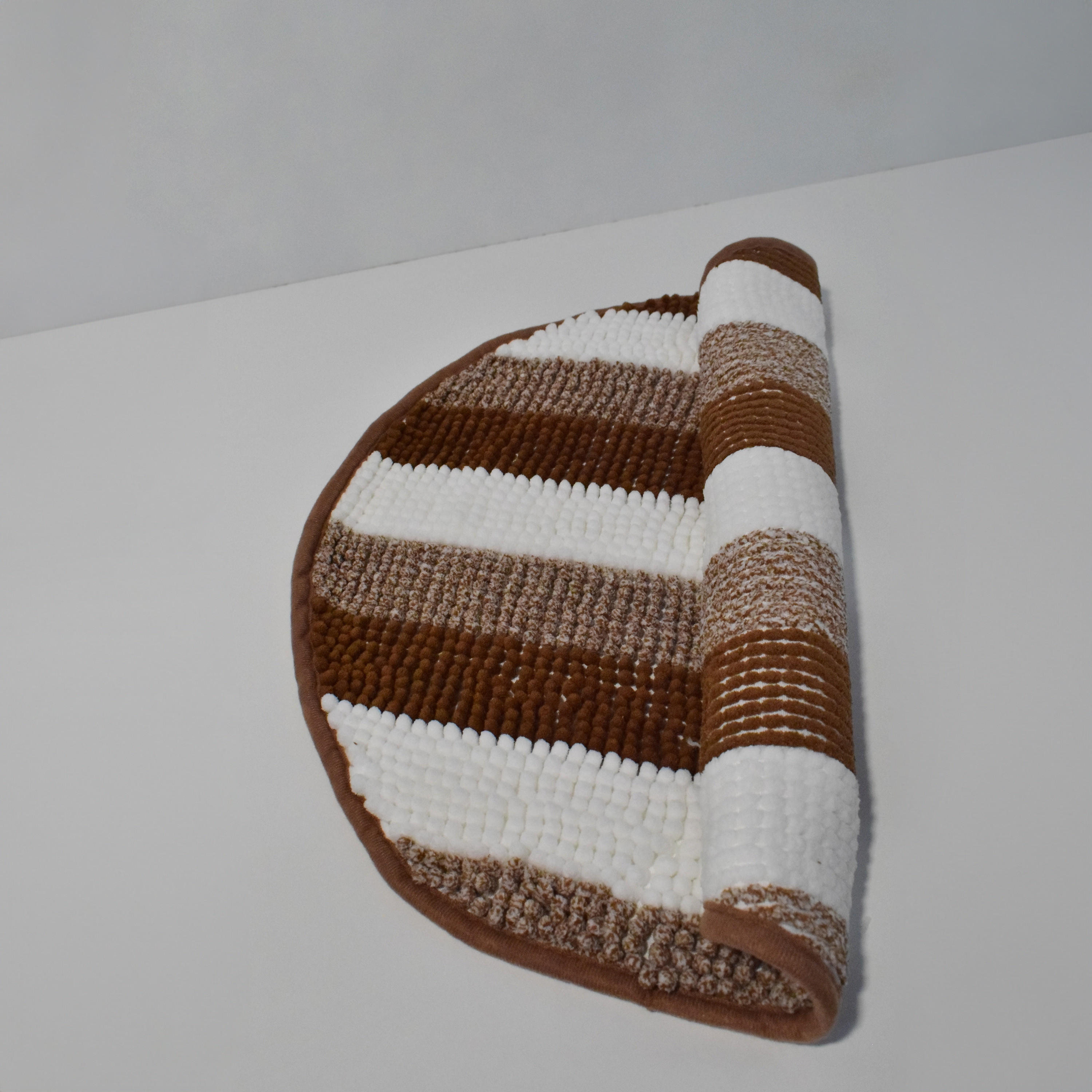 Karleen Decor Loop Textured Round Bath Mat - 50 cm-household-rugsandcarpets-doormats-image-2