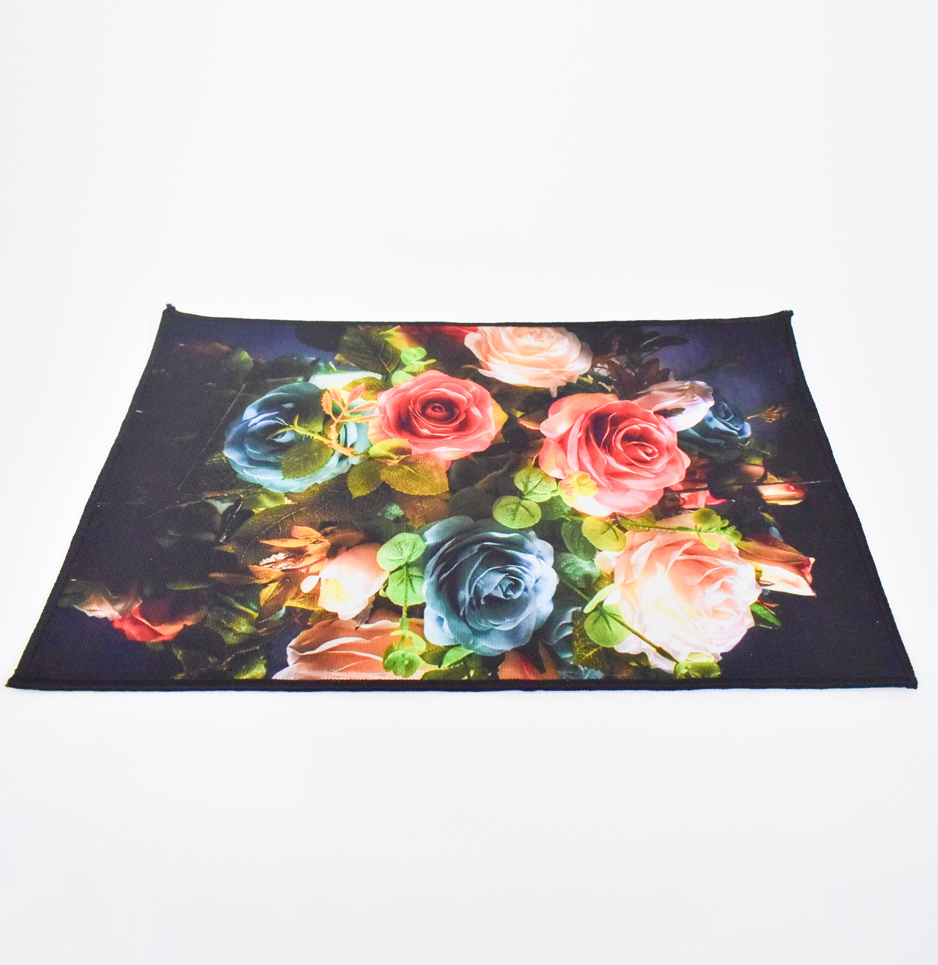 سجادة باب بطبعات أزهار ثلاثية الأبعاد من كارلين ديكور - 45x70 سم-household-rugsandcarpets-doormats-image-1
