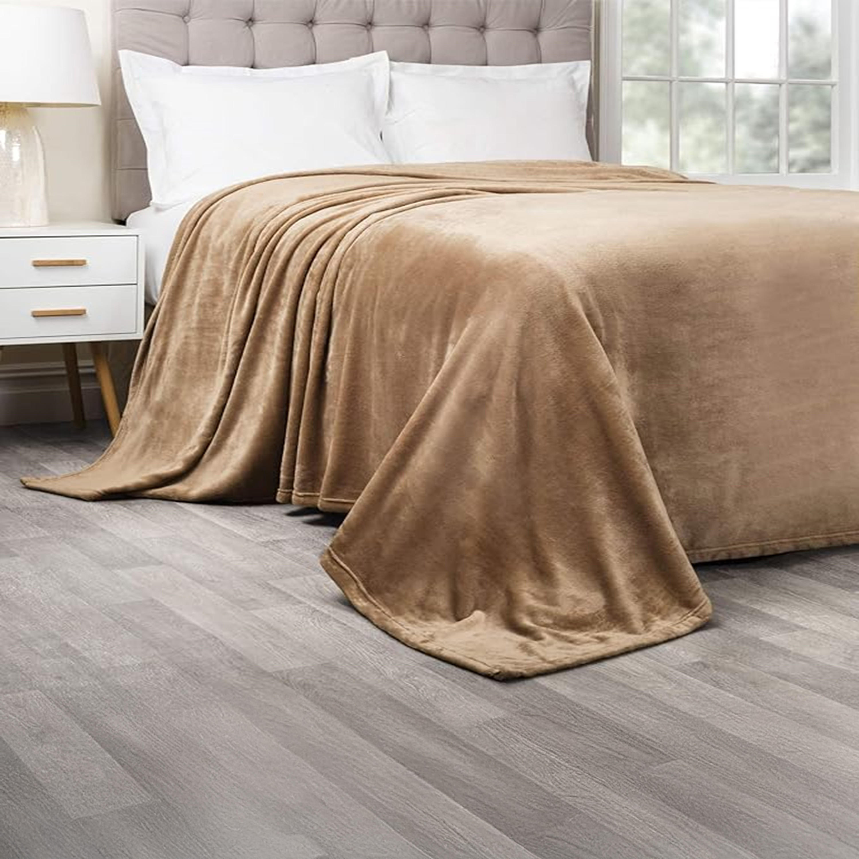 Karleen Decor Solid Flannel Blanket - 220x240 cm-household-bedding-blankets-image-2