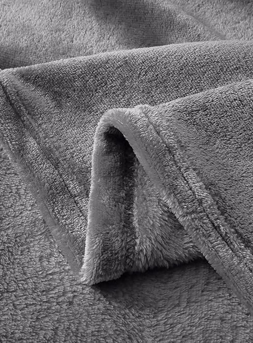 بطانية فلانيل سادة من كارلين ديكور - 150x200 سم-household-bedding-blankets-image-5