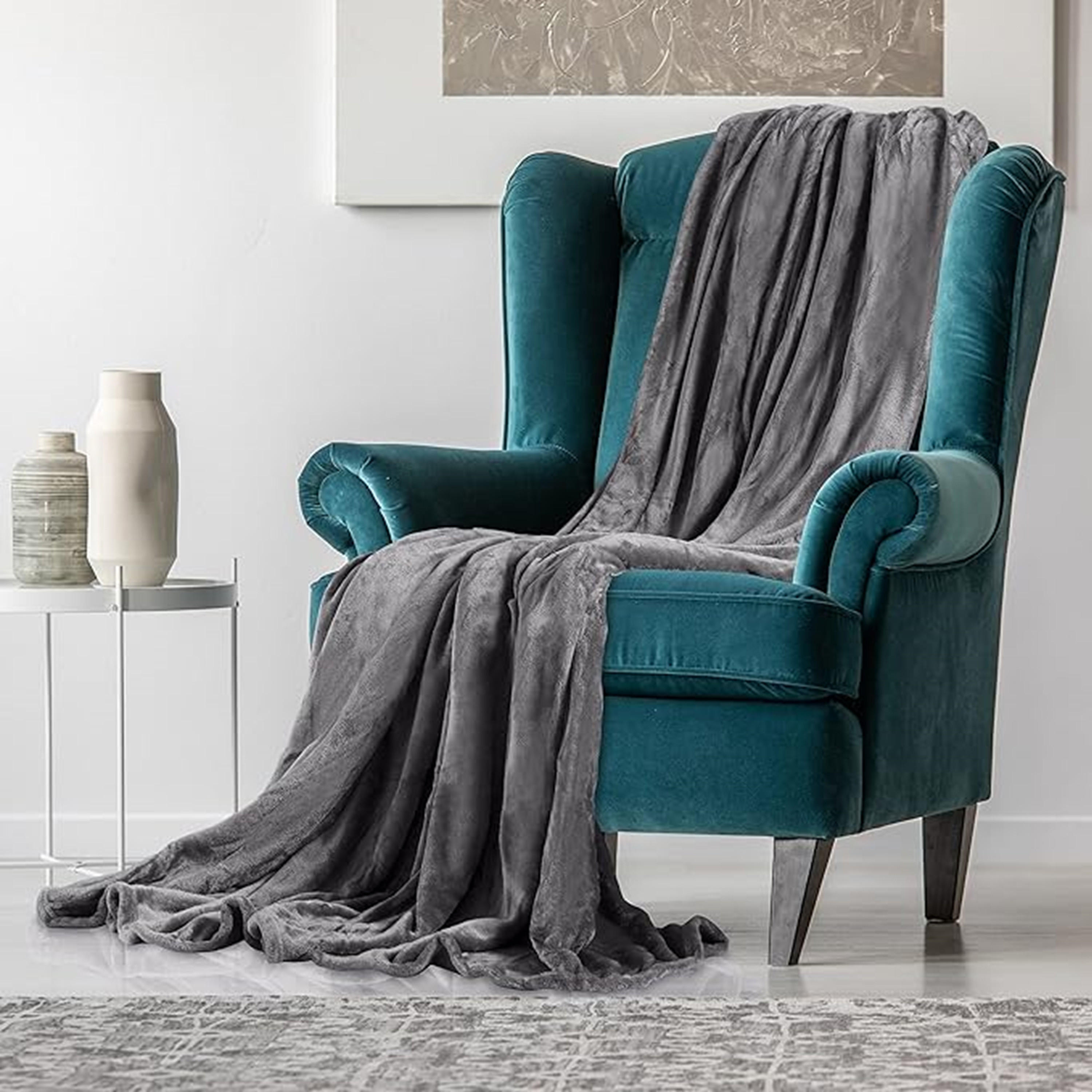 Karleen Decor Silky Soft Flannel Blanket - 220x240 cm-household-bedding-blankets-image-6