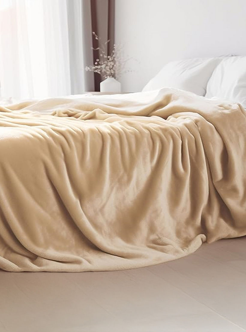 بطانية فلانيل حرير ناعم من كارلين ديكور- 220x240 سم-household-bedding-blankets-image-4