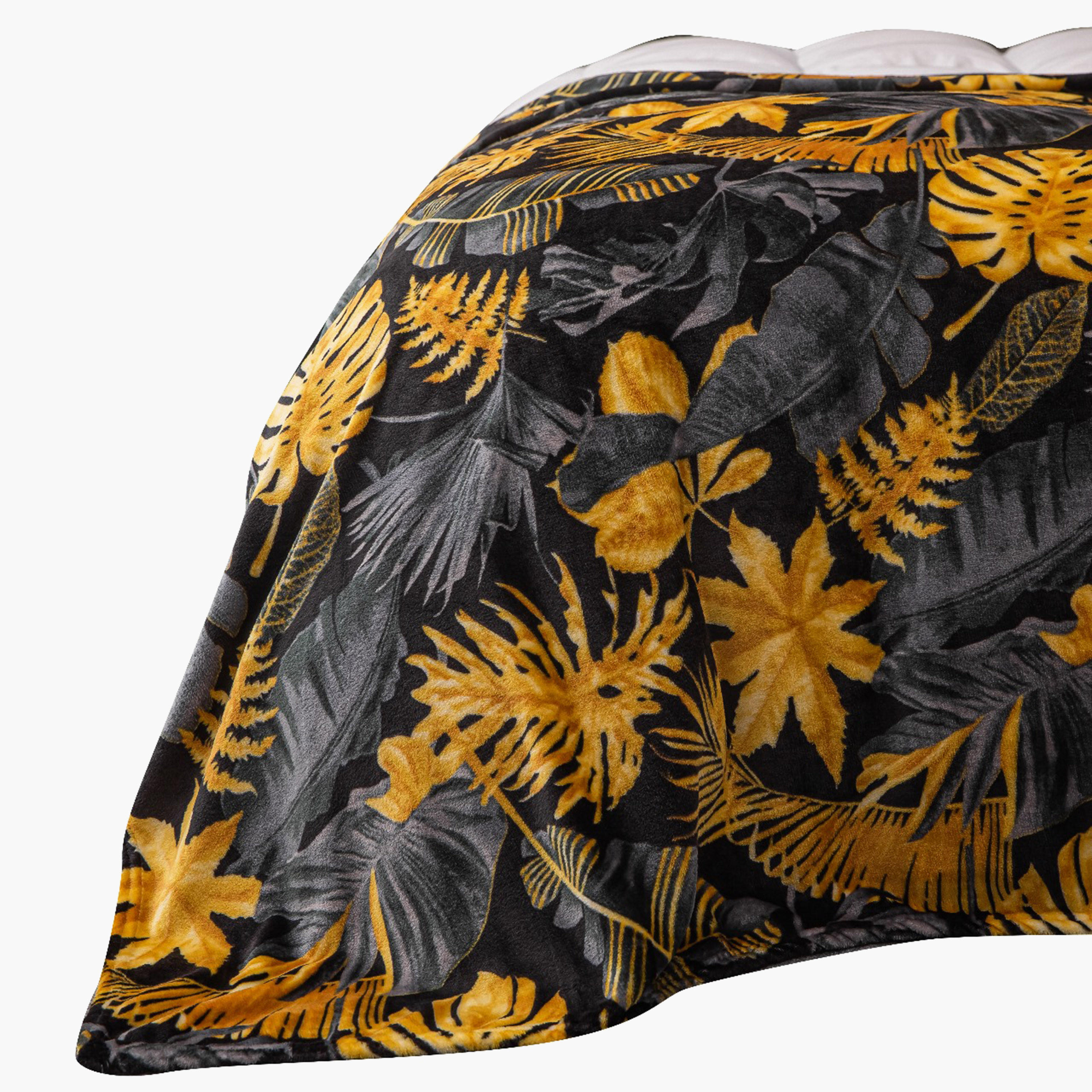 بطانية فلانيل حرير ناعم من كارلين ديكور - 200x220 سم-household-bedding-blankets-image-2