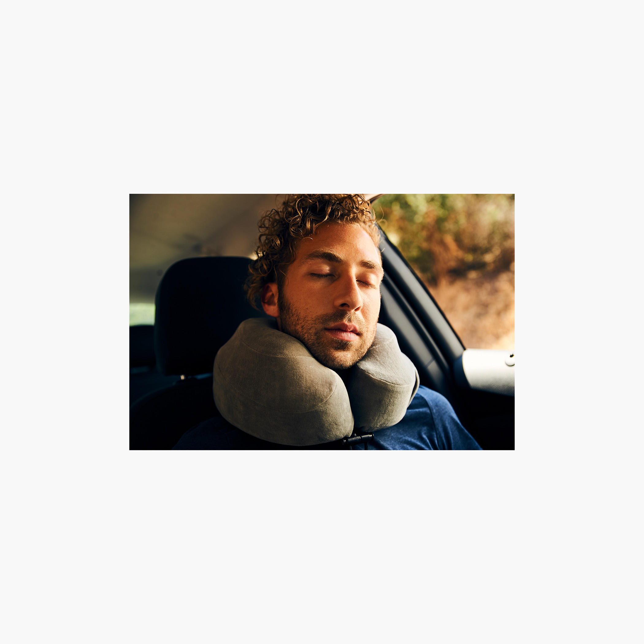 Cabeau Evolution Classic Memory Foam Neck Pillow-travel-pillows-image-5