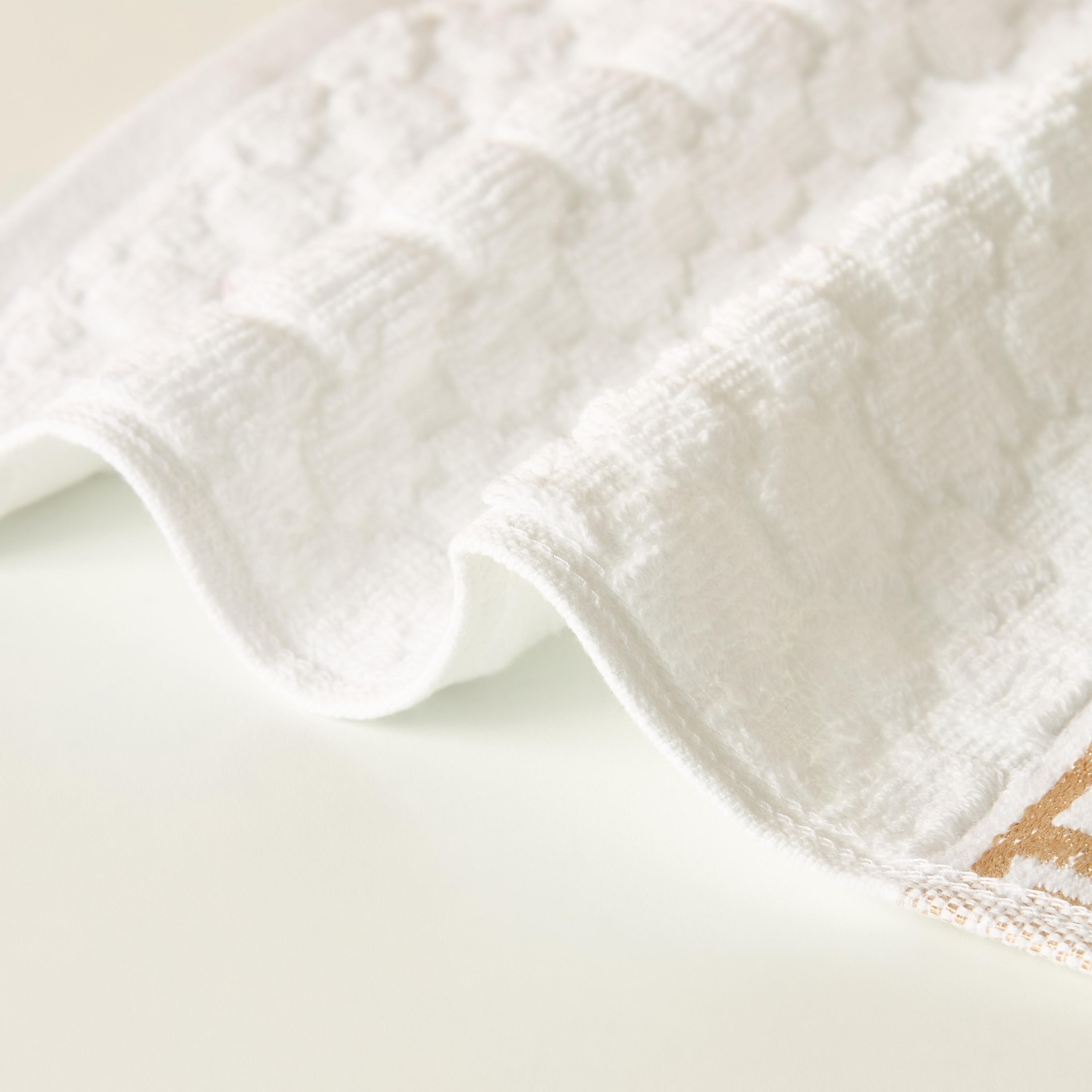 Gia Como 4-Piece Textured Face Towel Set - 30x30 cms-household-bathandlaundry-bathlinen-towels-image-4