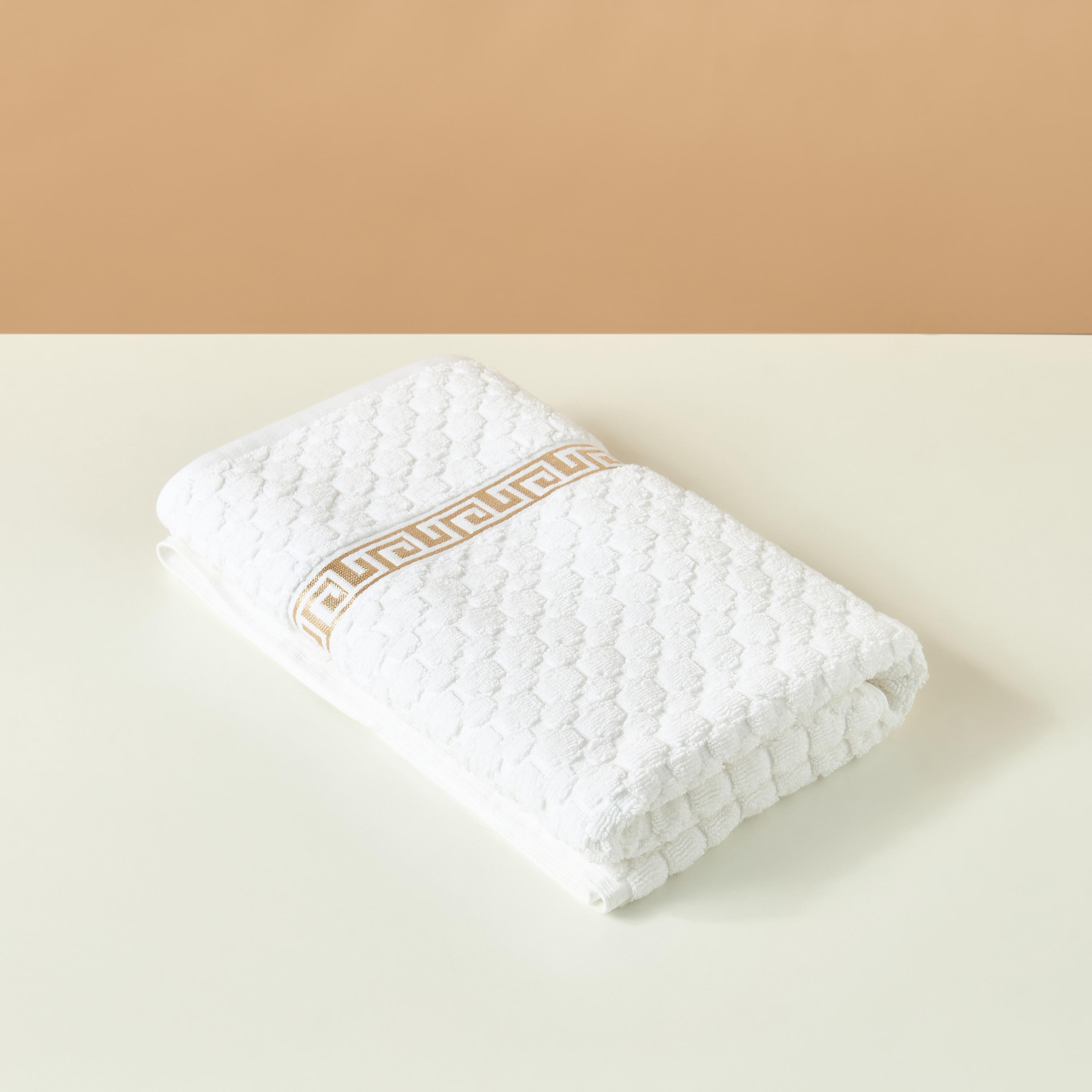 Gia Como Bath Towel-household-bathandlaundry-bathlinen-towels-image-2