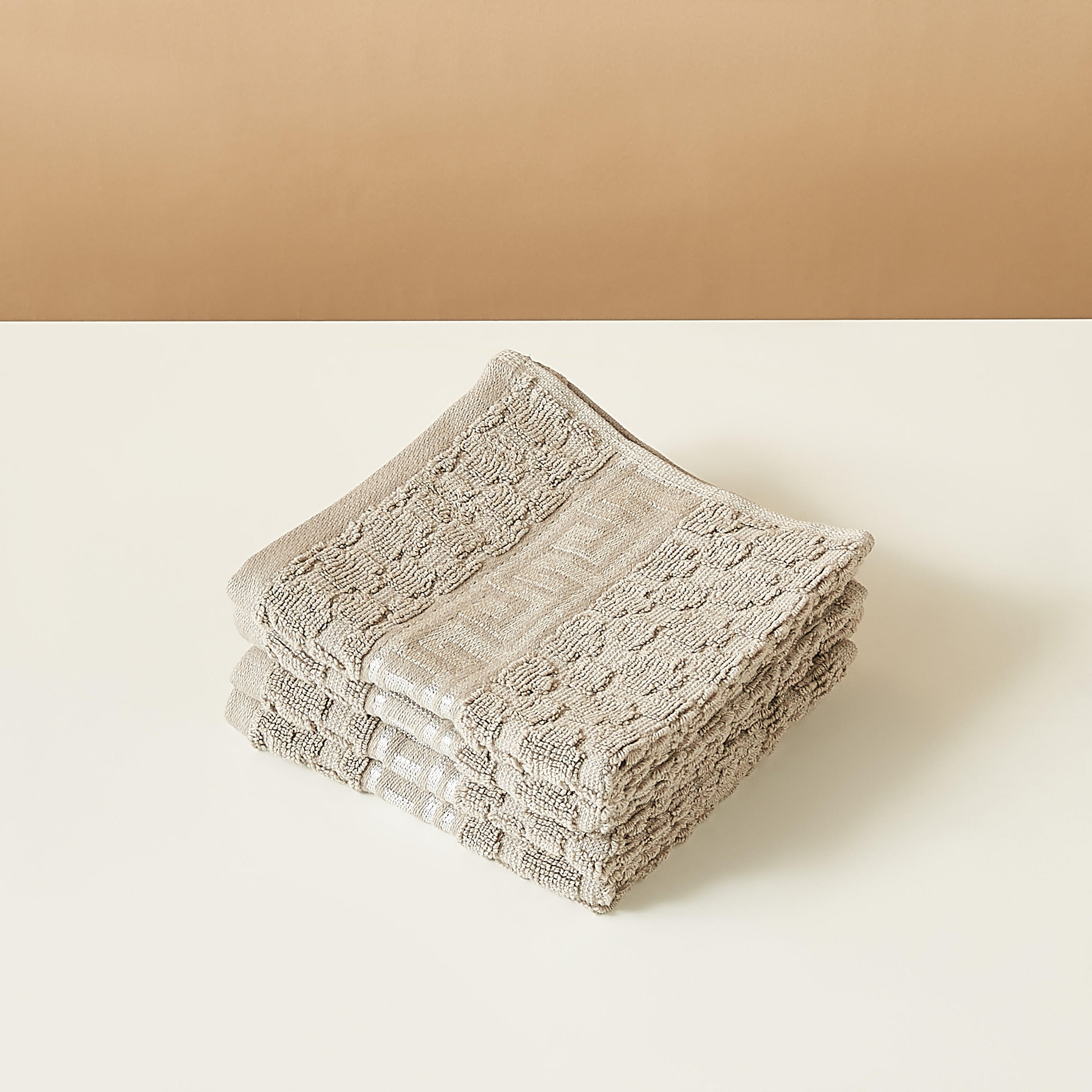Gia Como 4-Piece Cotton Quick-Dry Face Towel Set - 30x30 cms-household-bathandlaundry-bathlinen-towels-image-2