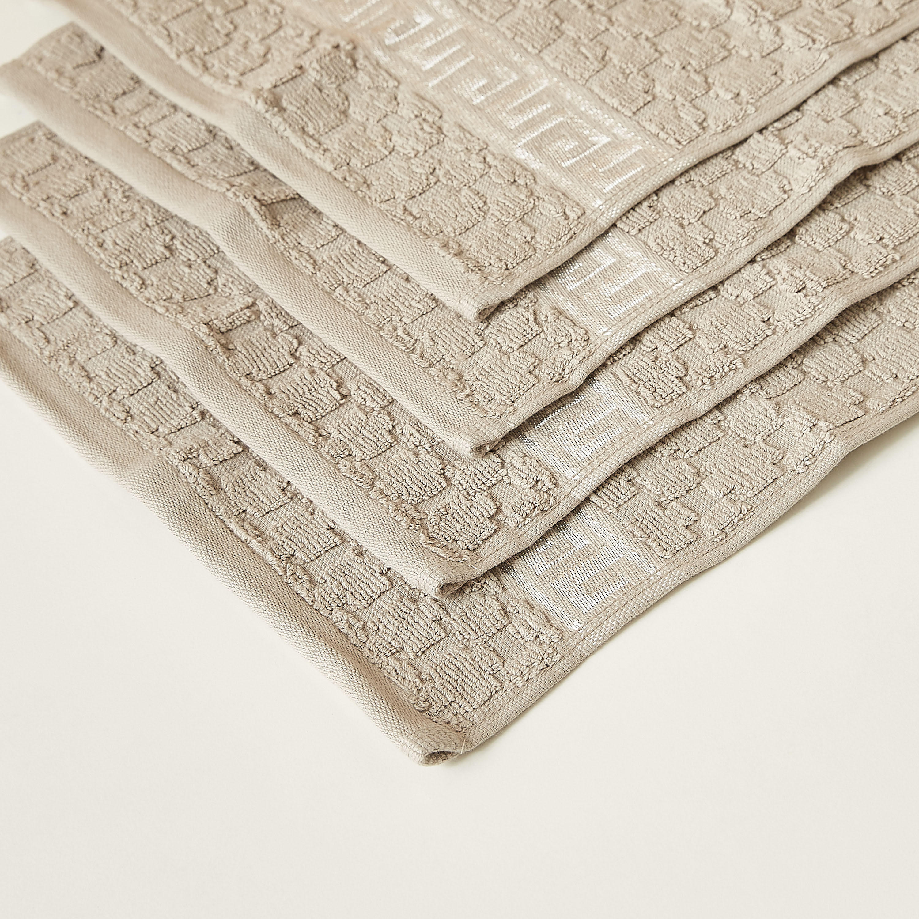 Gia Como 4-Piece Cotton Quick-Dry Face Towel Set - 30x30 cms-household-bathandlaundry-bathlinen-towels-image-3
