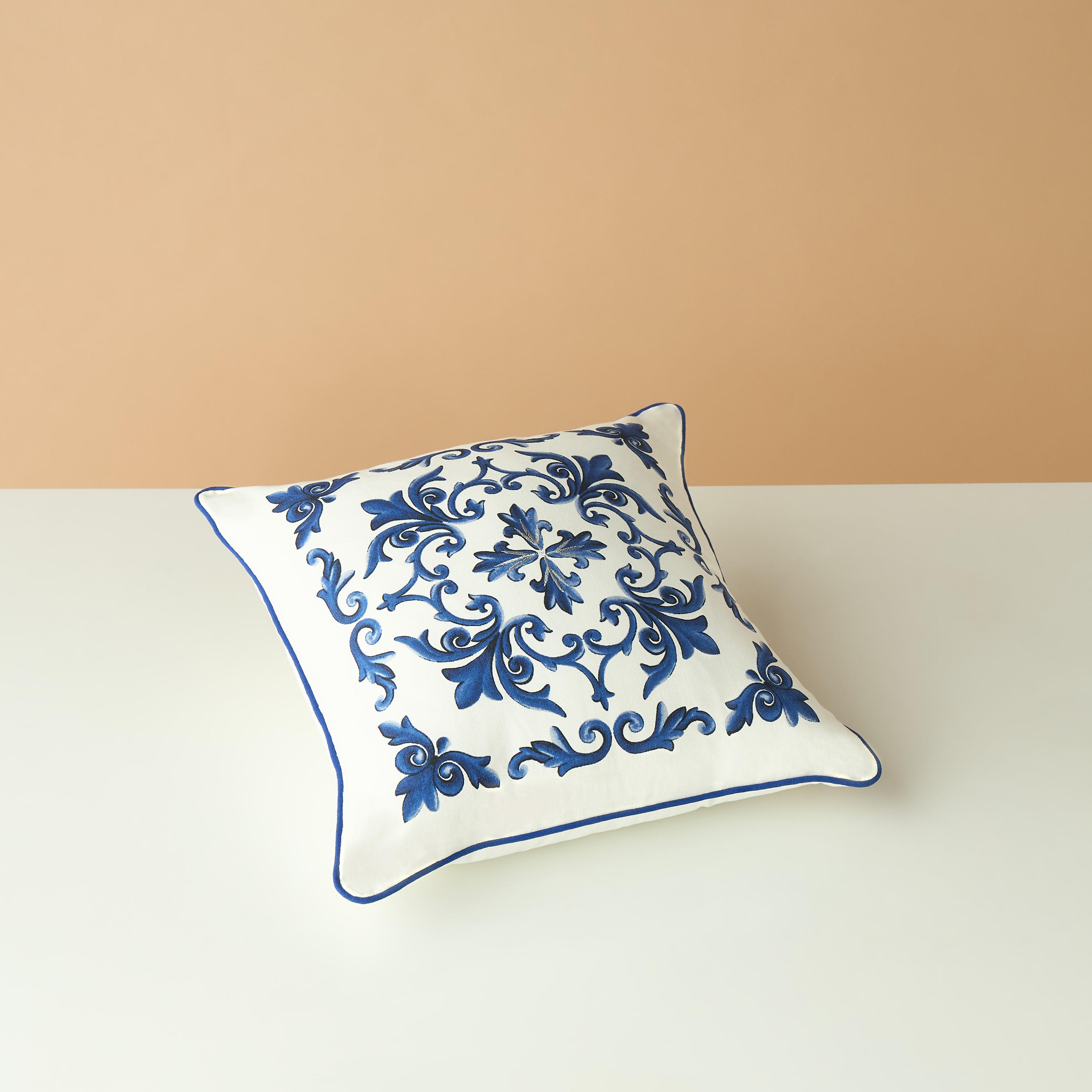 Gia Como Printed Filled Cushion - 50x50 cms-household-cushionsandthrows-filledcushions-decorativecushions-image-2