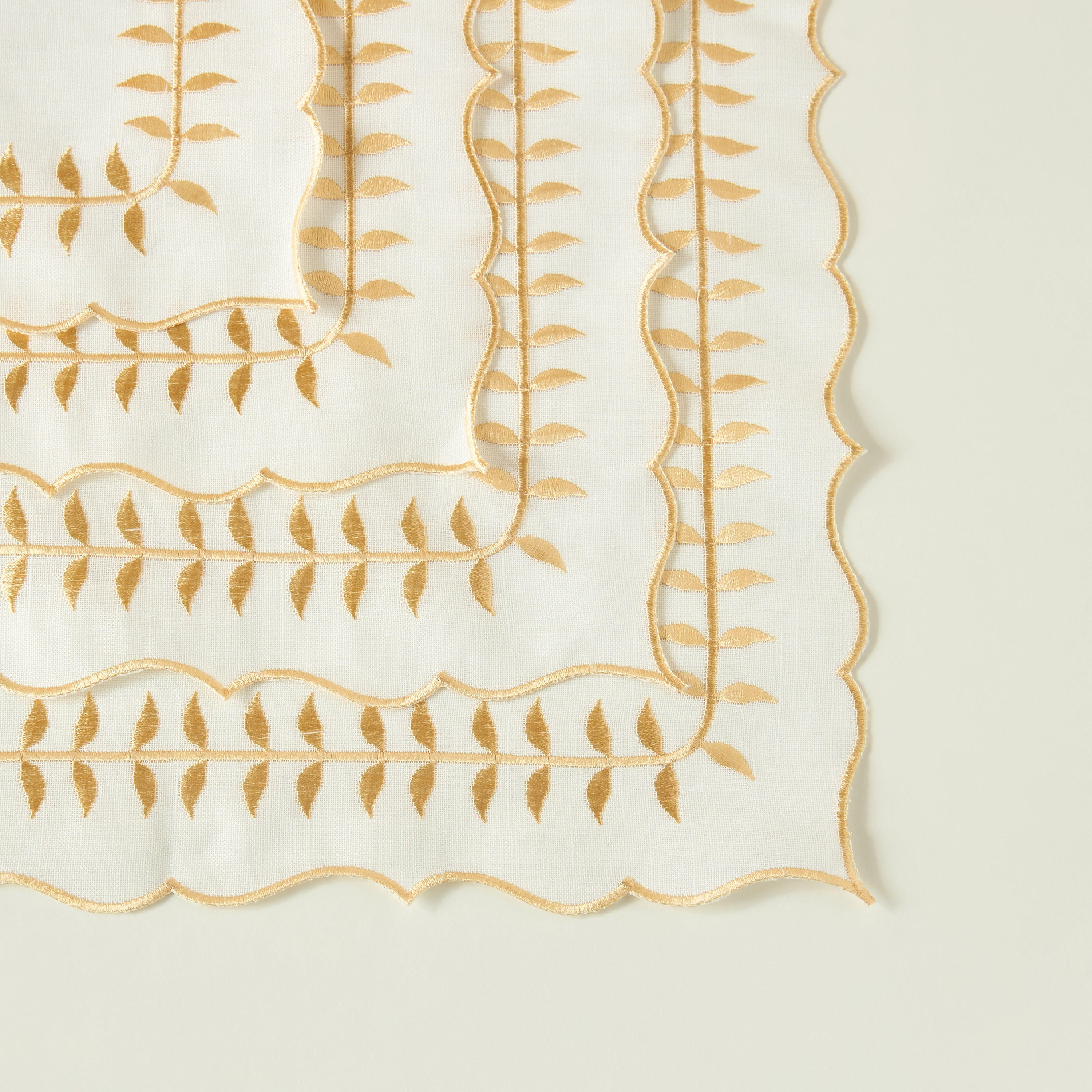 Leaf Embroidered 4-Piece Napkin Set - 45x45 cms-household-dining-tablelinen-napkinsandaccessories-image-3