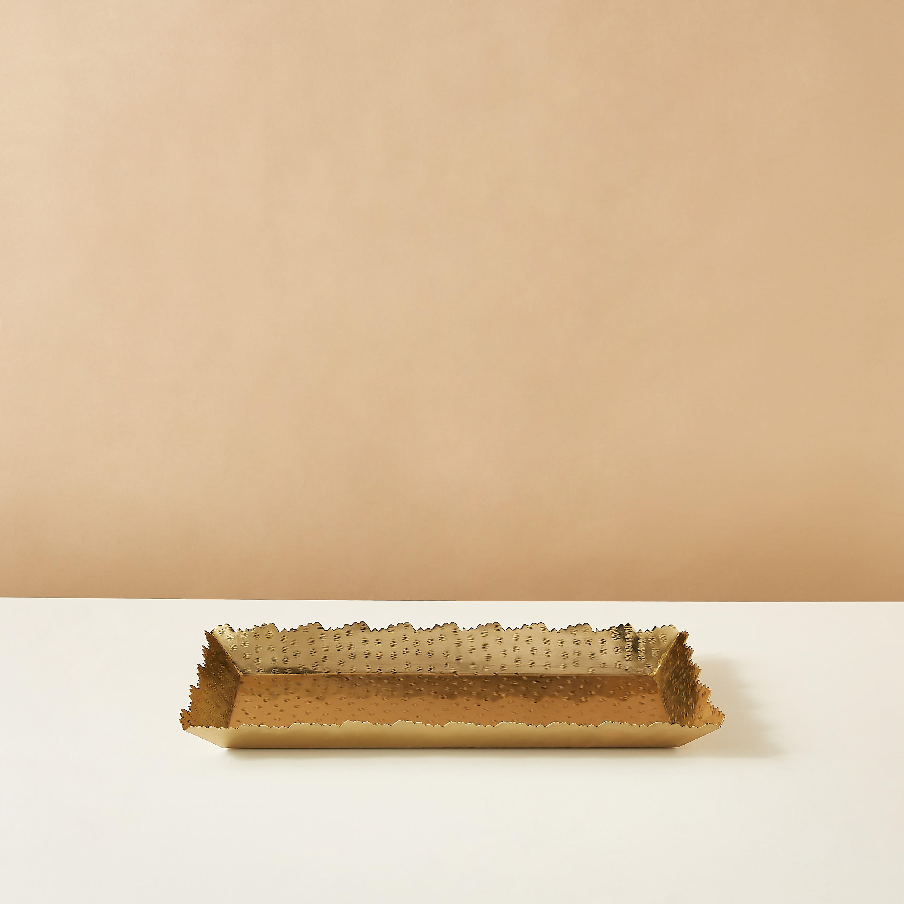 Gia Como Embossed Serving Tray-household-dining-serveware-servingtrays-image-2
