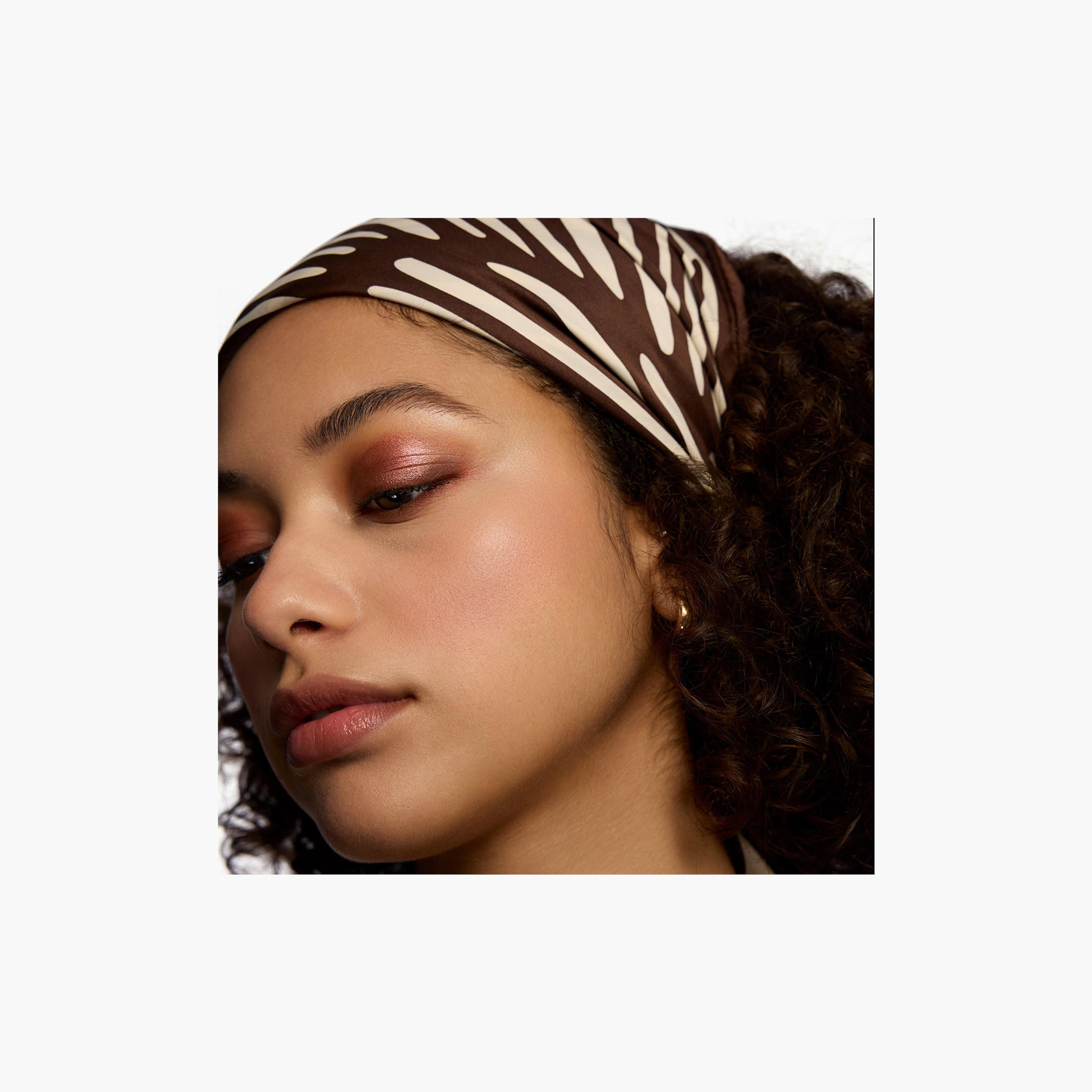 Catrice Cozy Glow Eye and Cheek Palette-beautyandpersonalcare-makeup-eyes-eyeshadows-image-5