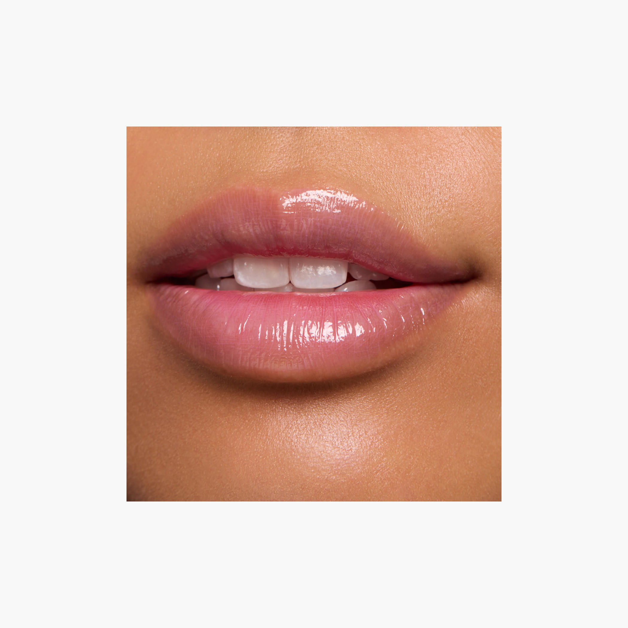 مرطب زبدة شفاه لامع جوسي بومب من إيسنس-beautyandpersonalcare-makeup-lips-lipglossesandbalms-image-11