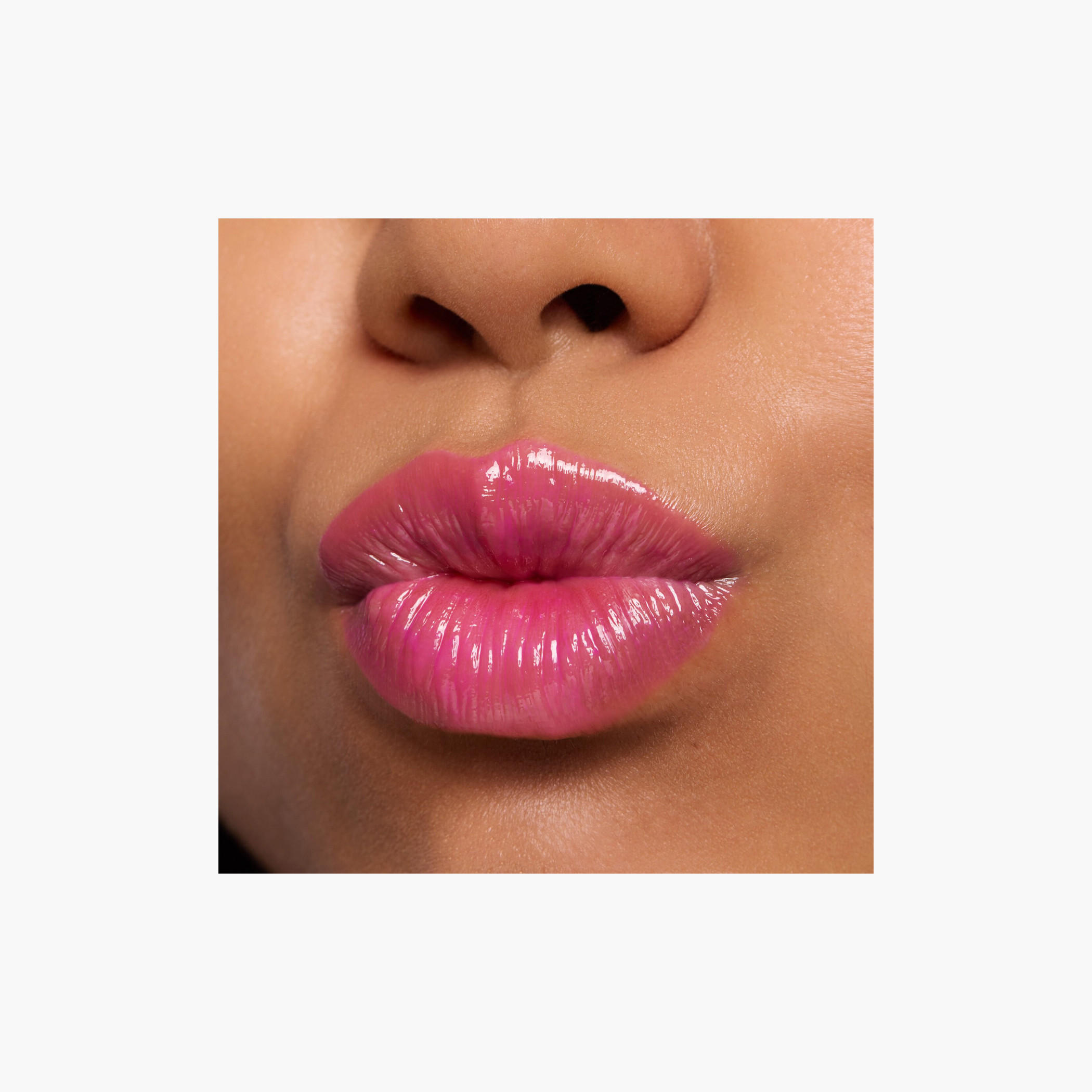مرطب زبدة شفاه لامع جوسي بومب من إيسنس-beautyandpersonalcare-makeup-lips-lipglossesandbalms-image-11