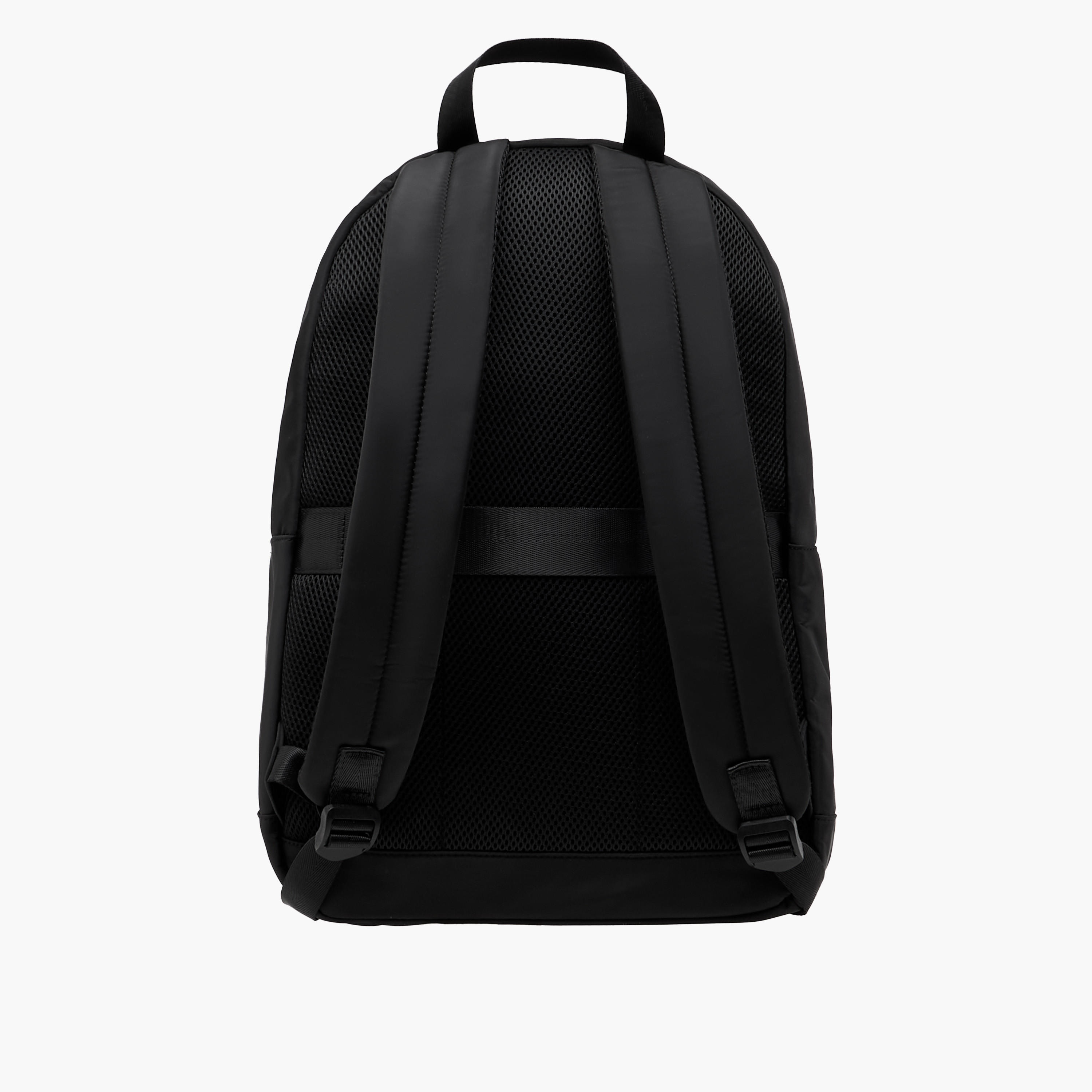شنطة ظهر سادة بحزام قابل للتعديل وسحاب إغلاق من لي كوبر - 12x30x45 سم-men-bags-image-4
