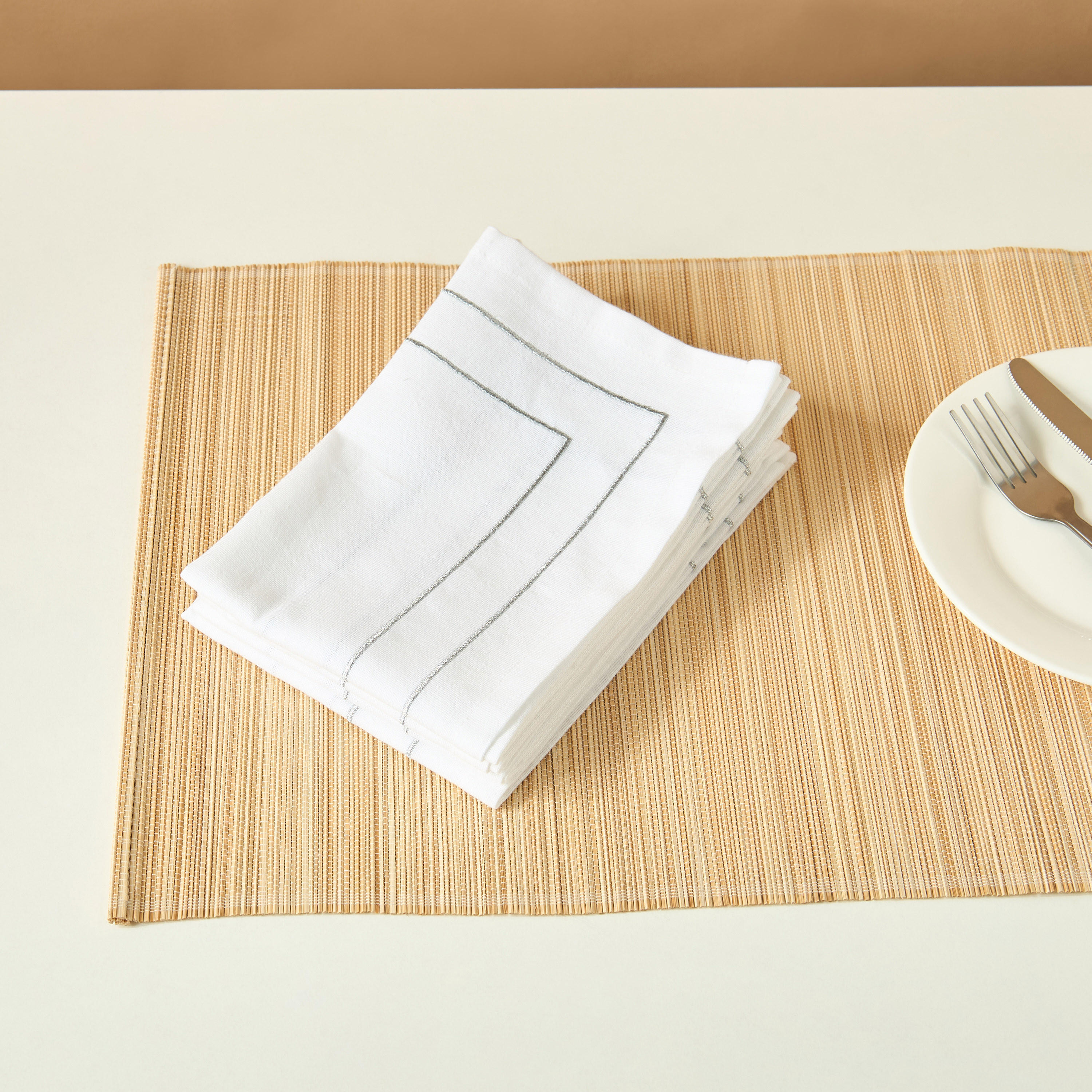 Gia 4-Piece Embroidered Napkin Set - 42x42 cms-household-dining-tablelinen-napkinsandaccessories-image-1