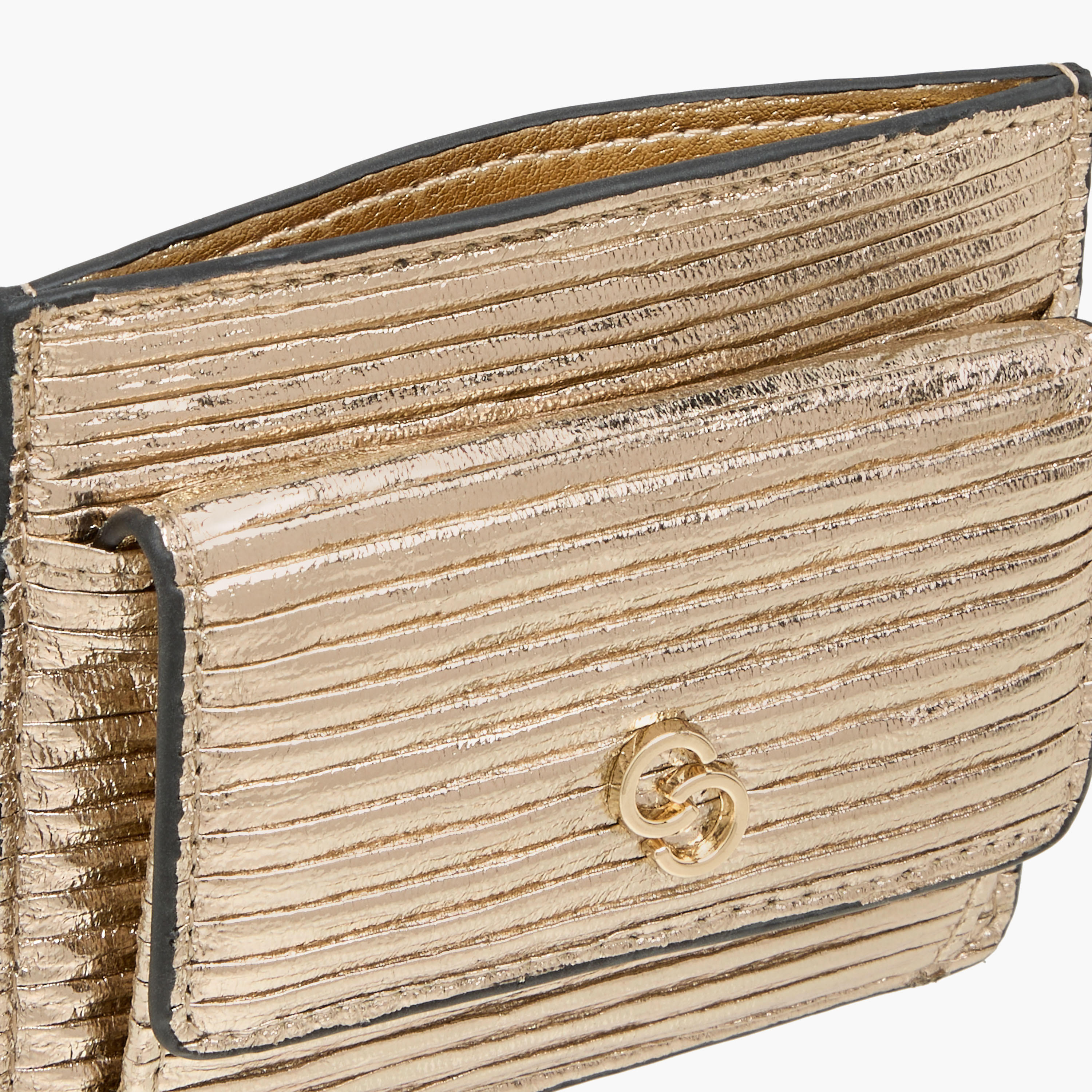 محفظة مجعدة بارزة الملمس بزر إغلاق من سيليست-women-bagsandwallets-wallets-image-3