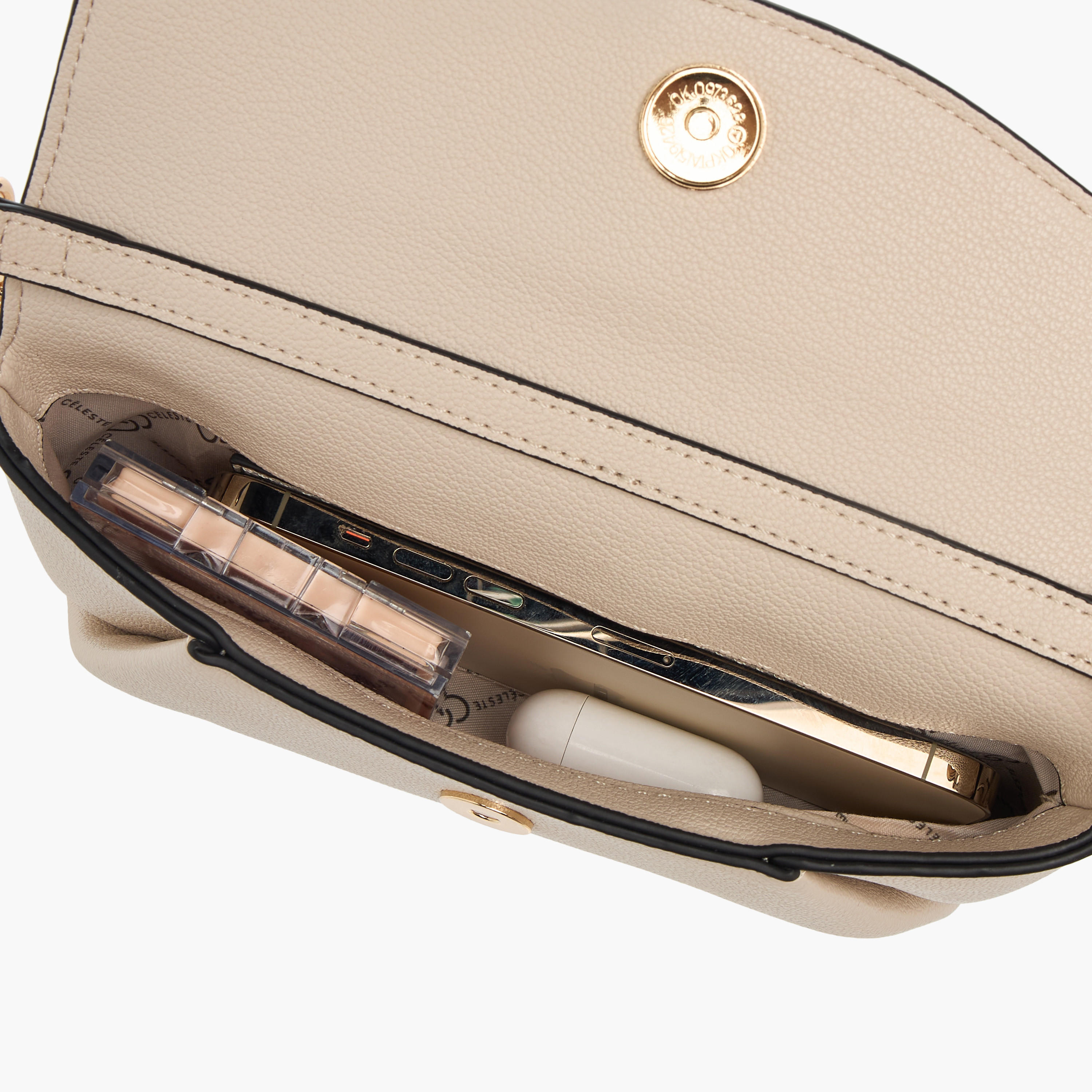شنطة كلاتش بتفاصيل مرصّعة بحزام سلسلة قابل للفصل وطية إغلاق من سيليست-women-bagsandwallets-handbags-image-7