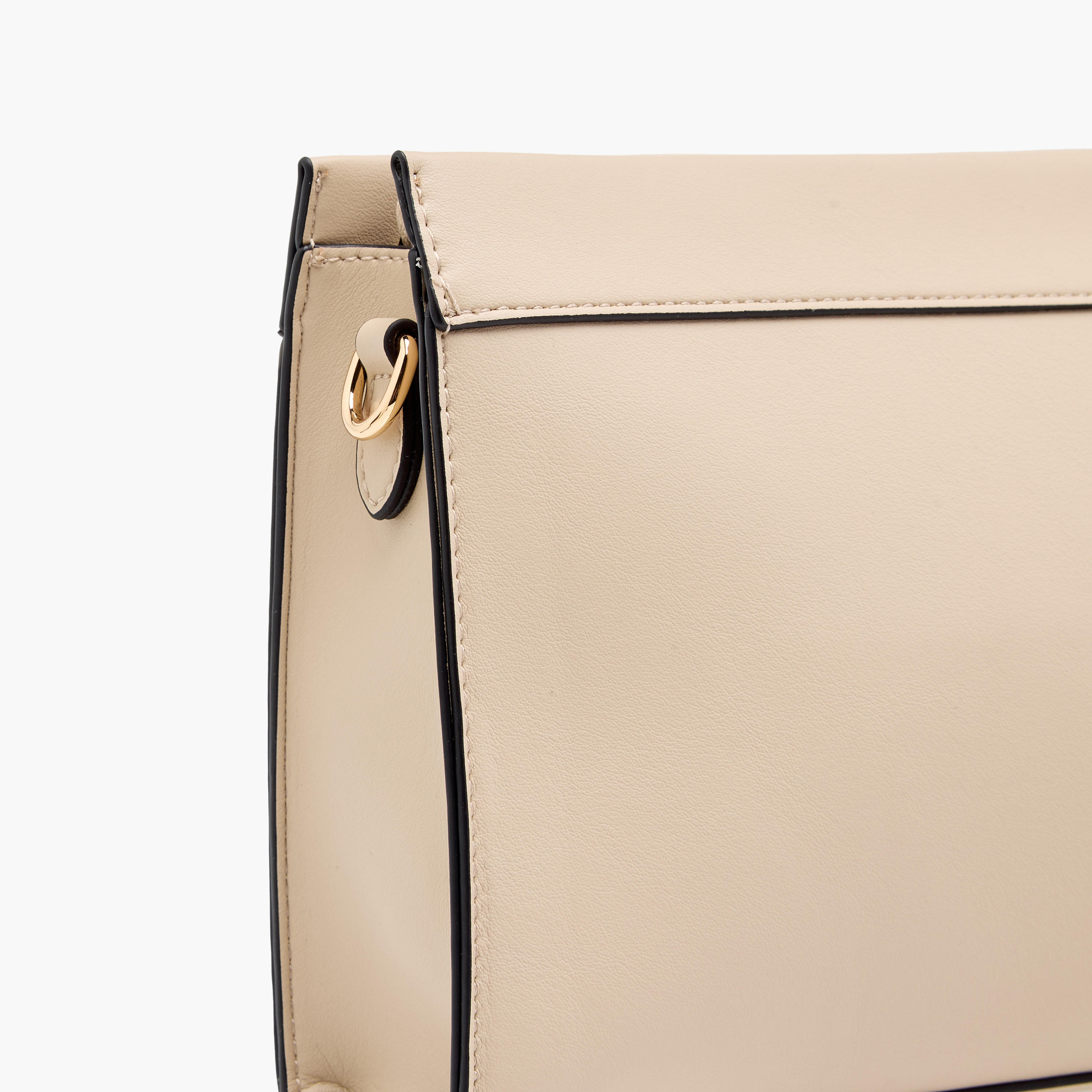 شنطة كروس بودي بنقوش مونوغرام مع سحاب للإغلاق وحزام سلسلة من سيليست-women-bagsandwallets-handbags-image-5