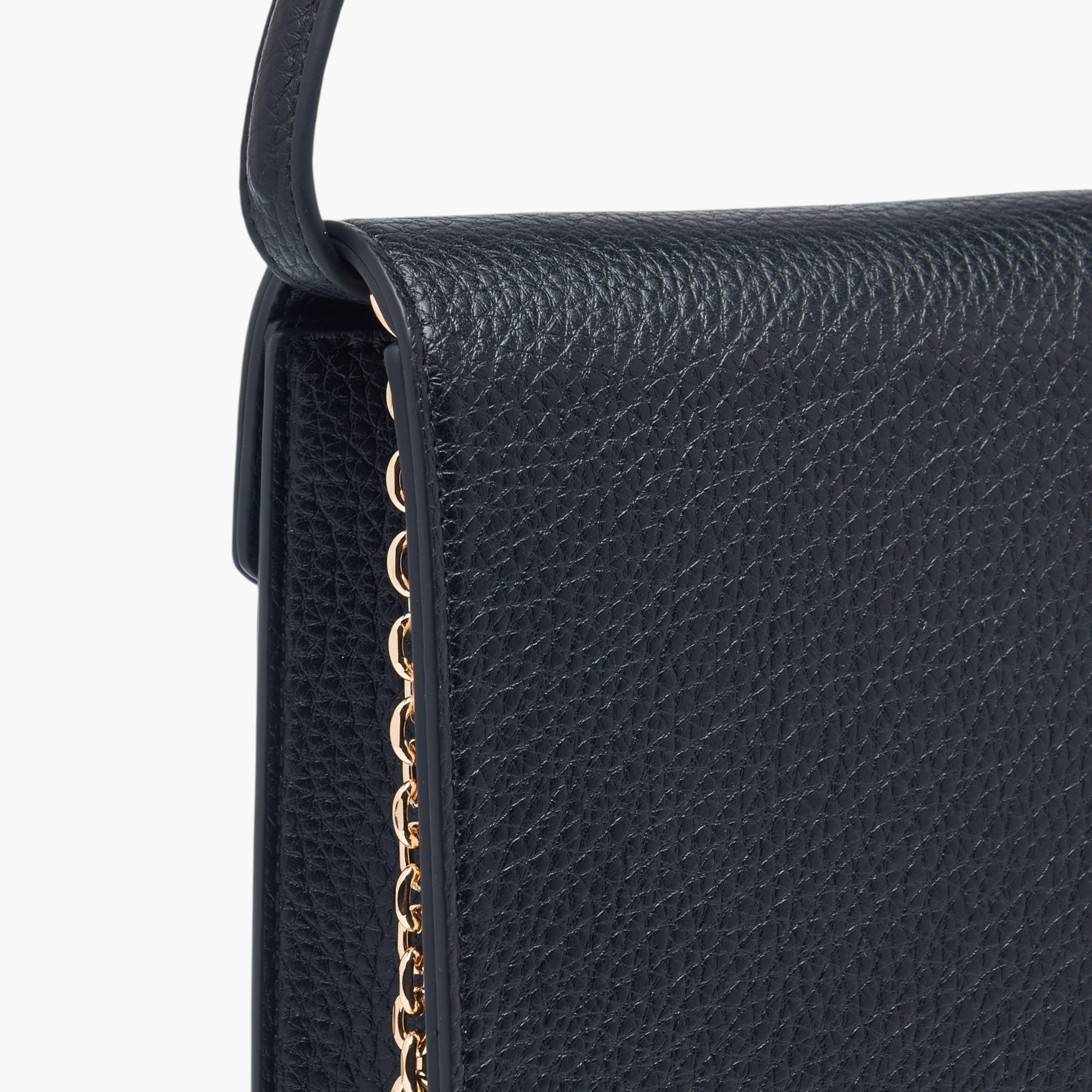 شنطة ساتشيل بارزة الملمس بمقبض وطيّة إغلاق من سيليست-women-bagsandwallets-handbags-image-4