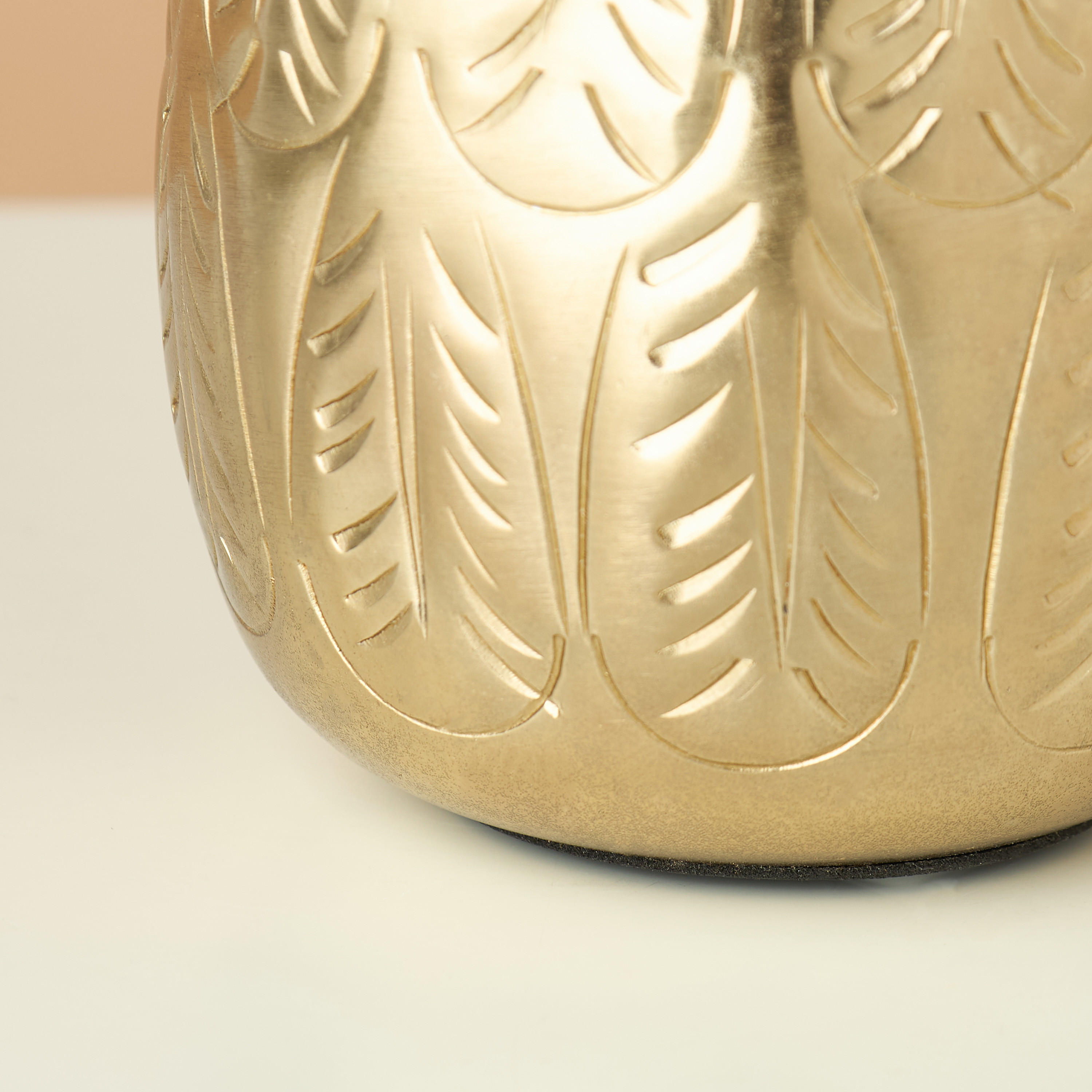 Textured Aluminium Decorative Container - 10x10x15 cms-household-decor-decorativeobjectsandsculptures-image-4