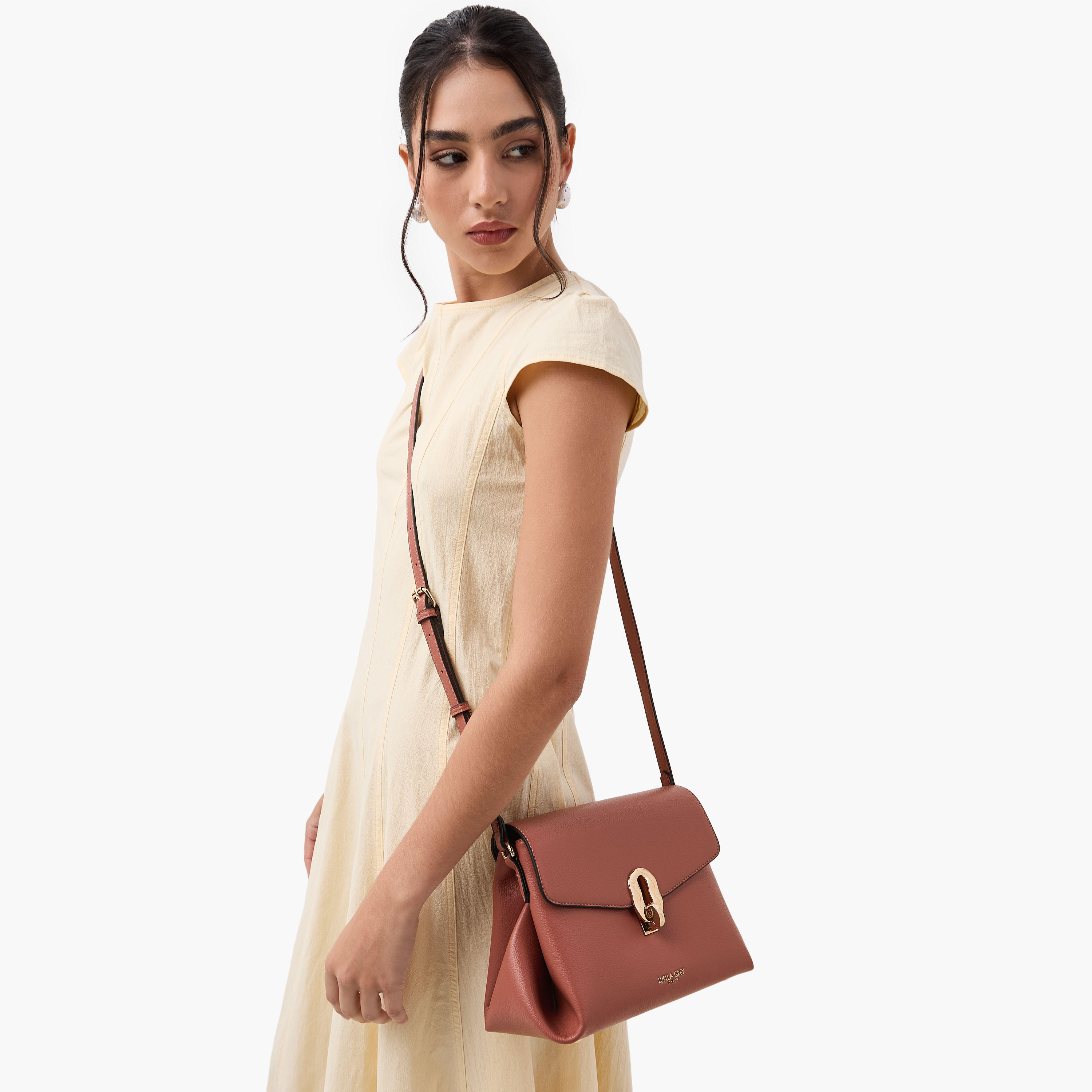 شنطة ساتشيل سادة بحزام قابل للتعديل وطية إغلاق من لويلا جراي-women-bagsandwallets-handbags-image-2